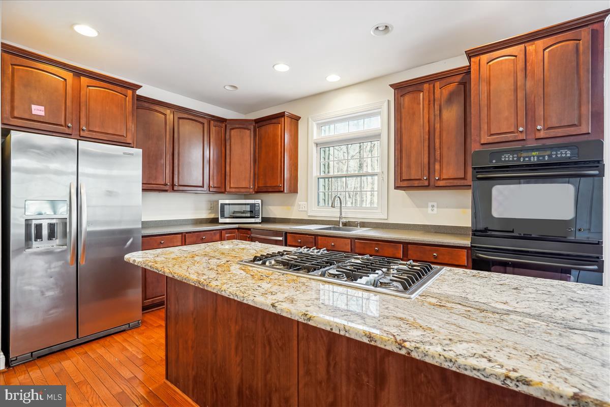 ASHTON PRESERVE - Residential