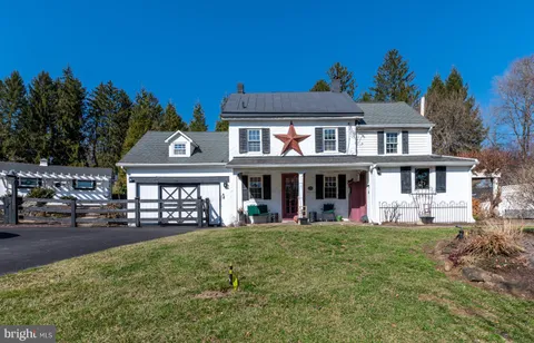 547 Baltimore Pike, Glen Mills, PA MLS: PADE2110108