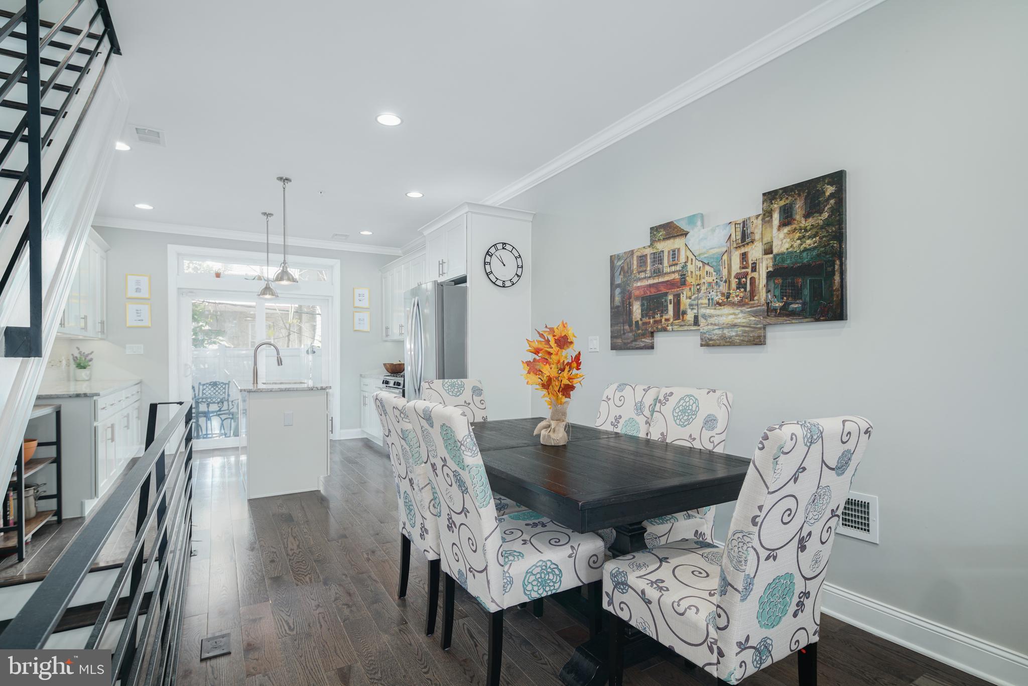 POINT BREEZE - Residential