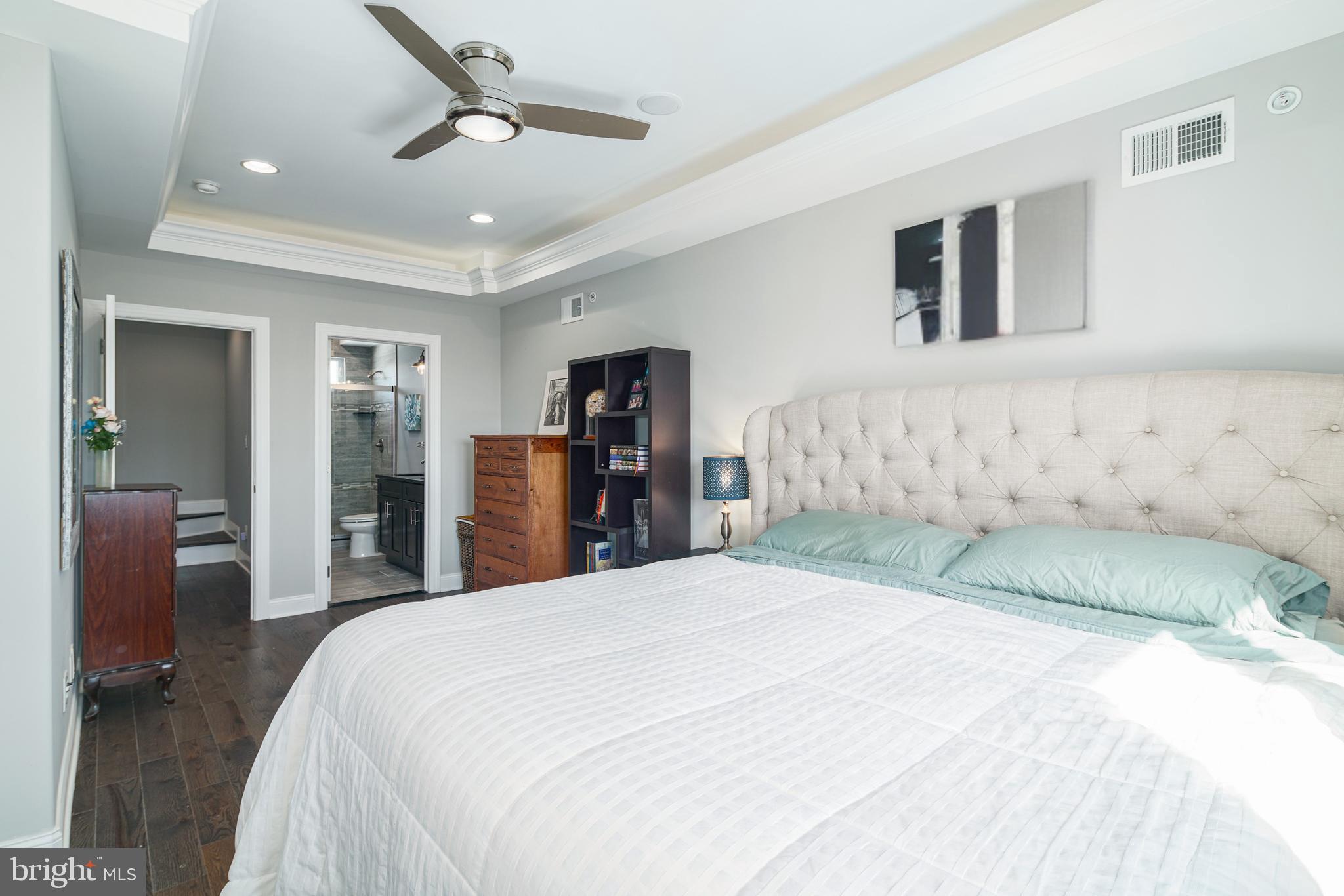 POINT BREEZE - Residential