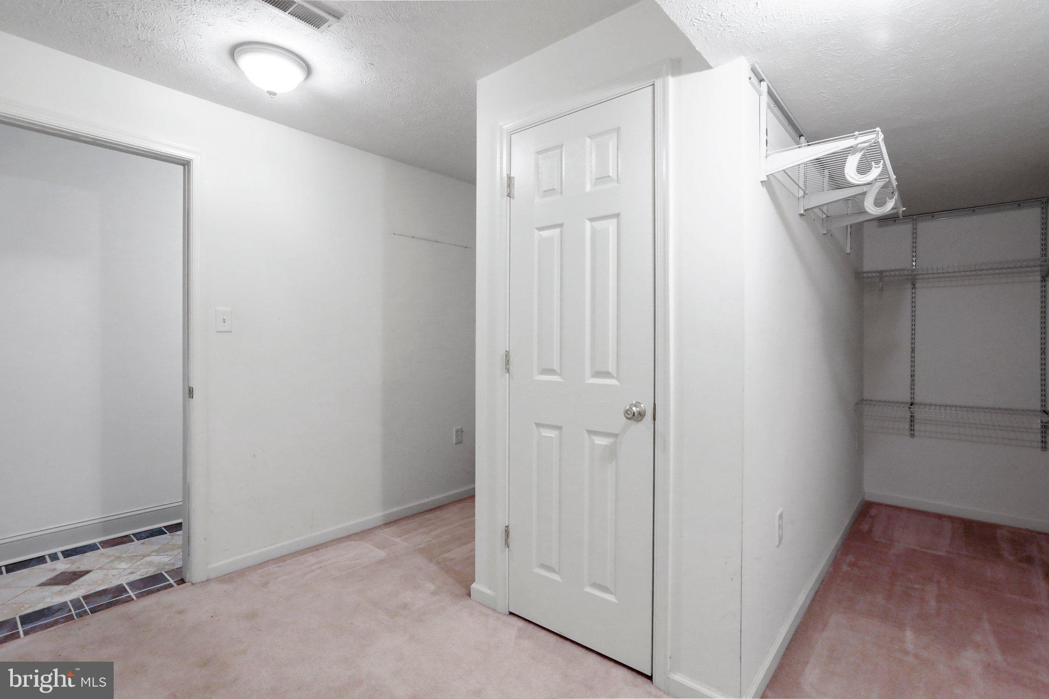 PINE RIDGE - Residential