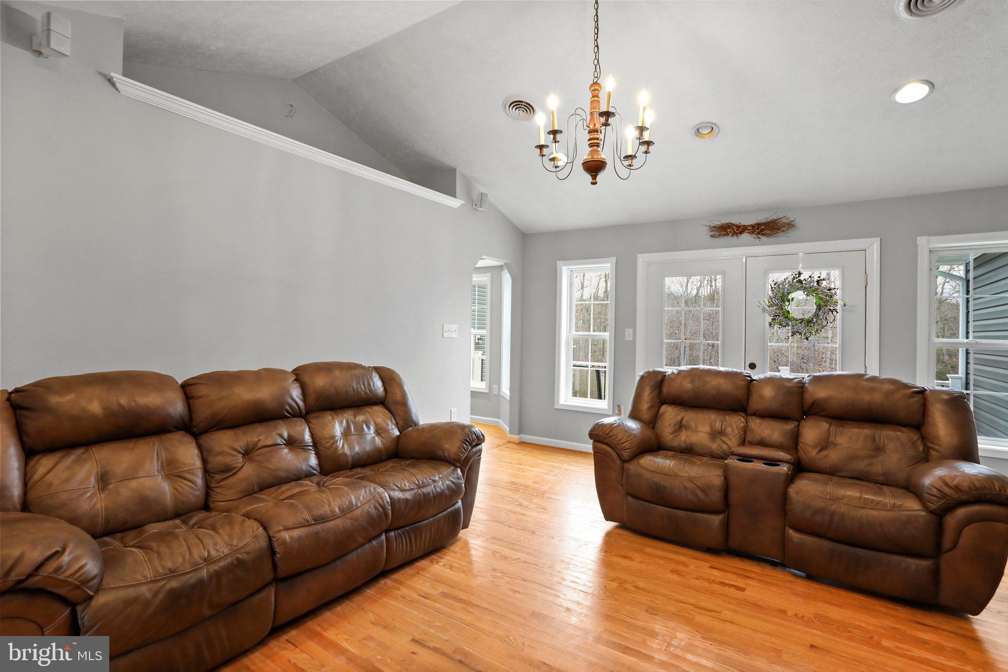 PINE RIDGE - Residential