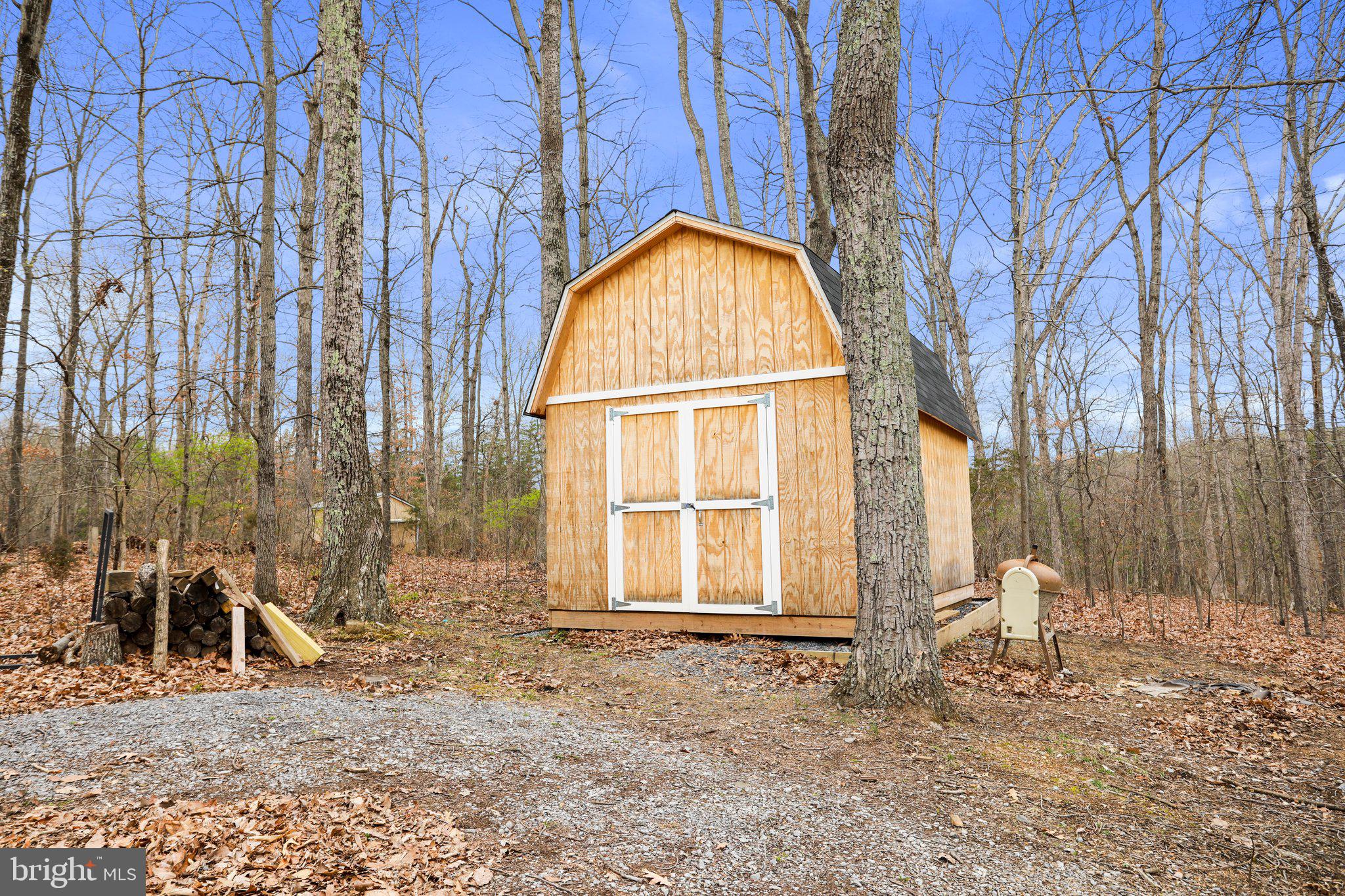 PINE RIDGE - Residential