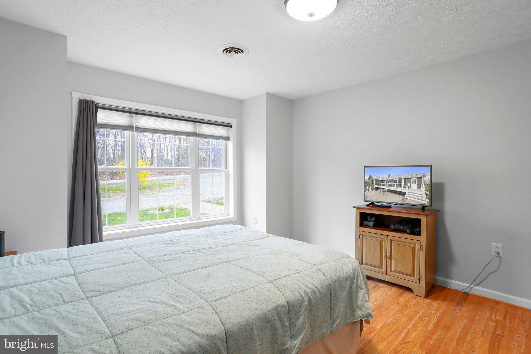 PINE RIDGE - Residential