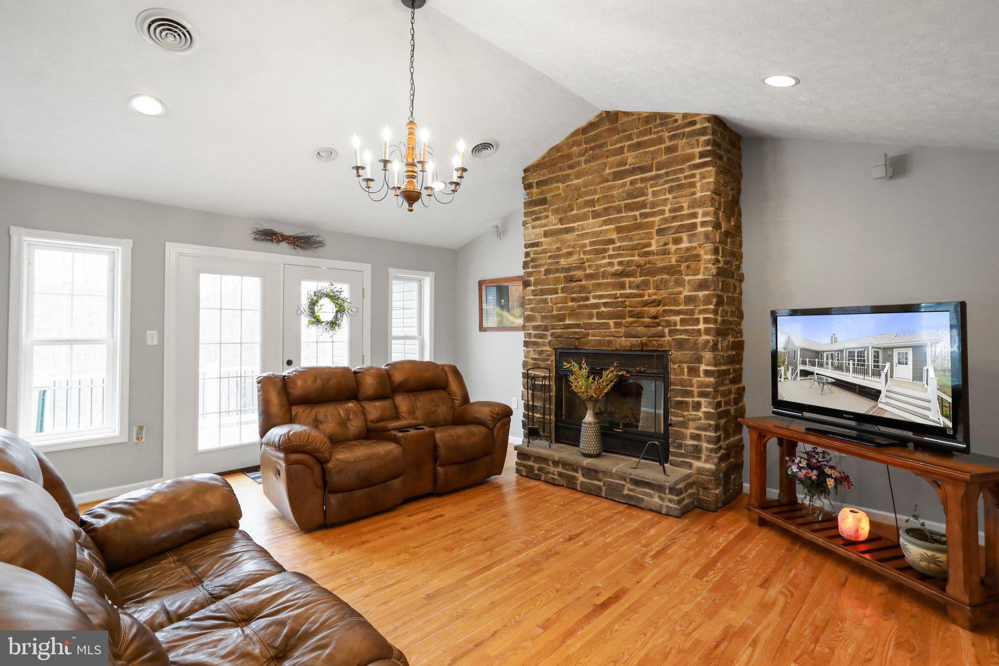 PINE RIDGE - Residential