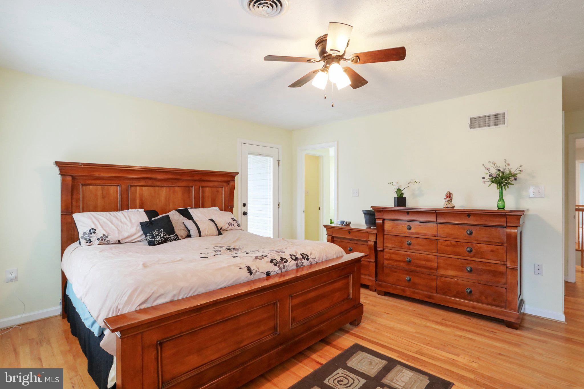 PINE RIDGE - Residential