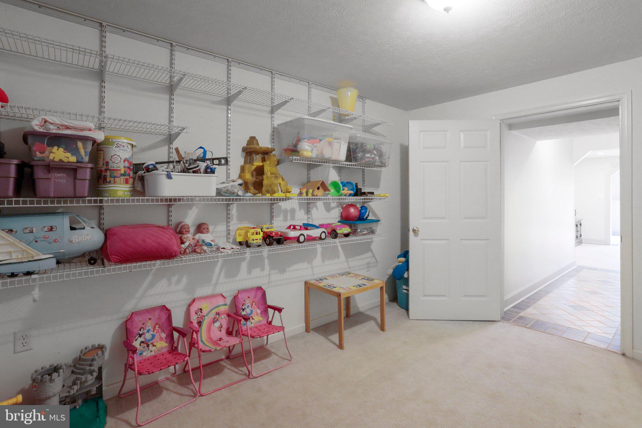 PINE RIDGE - Residential