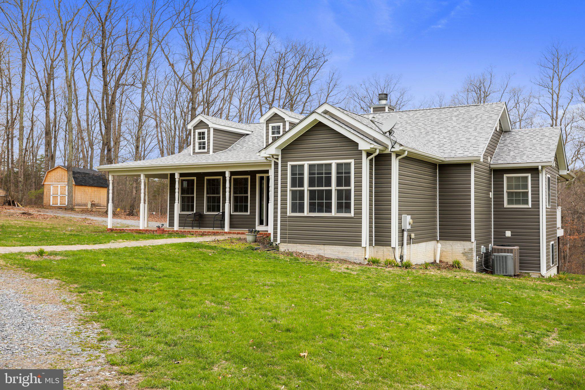 PINE RIDGE - Residential