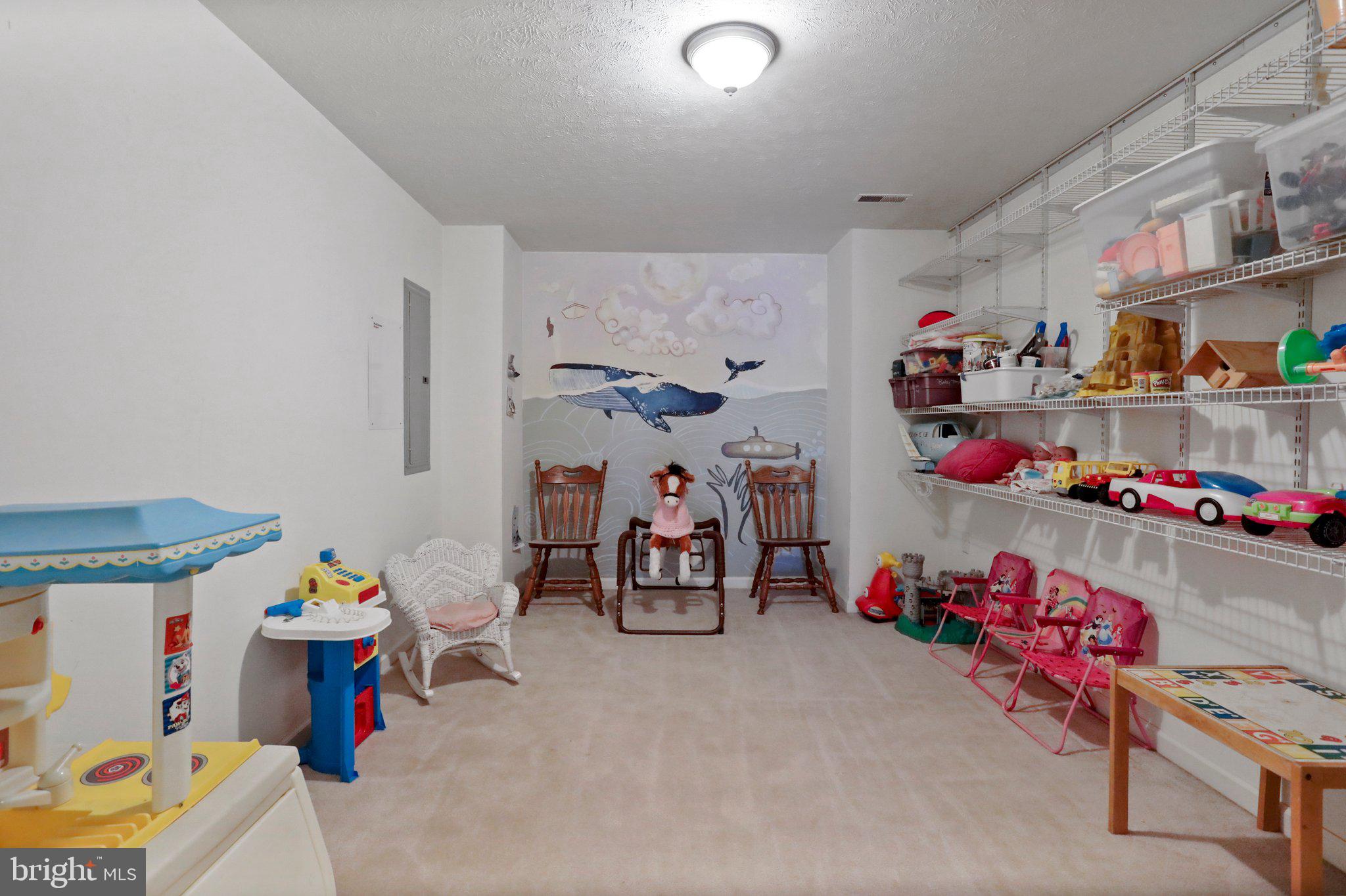 PINE RIDGE - Residential