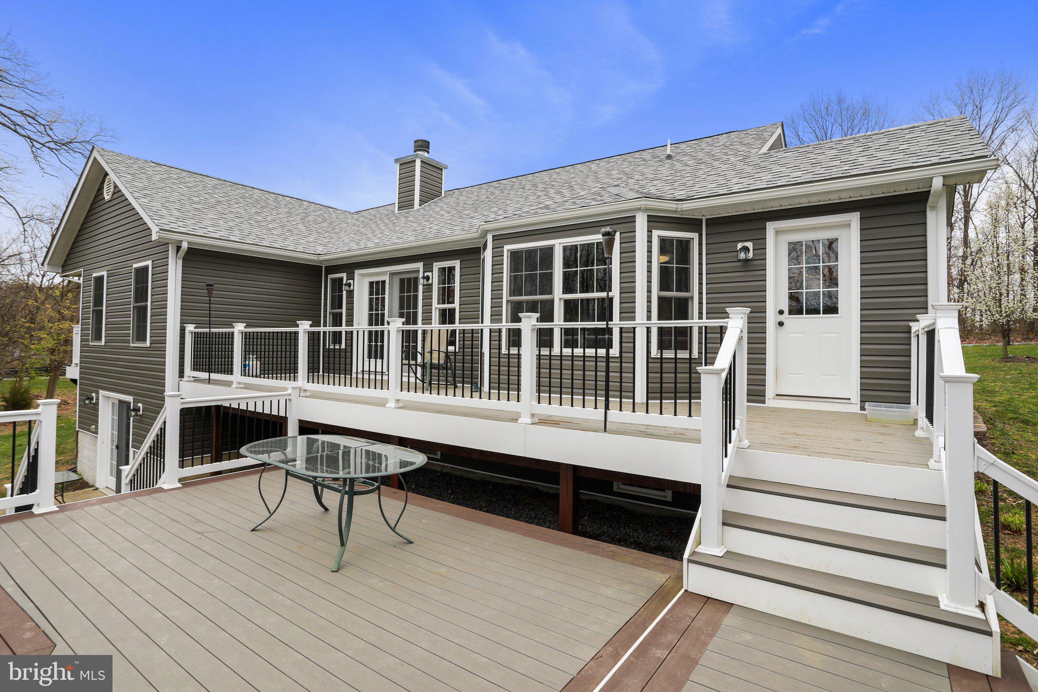 PINE RIDGE - Residential