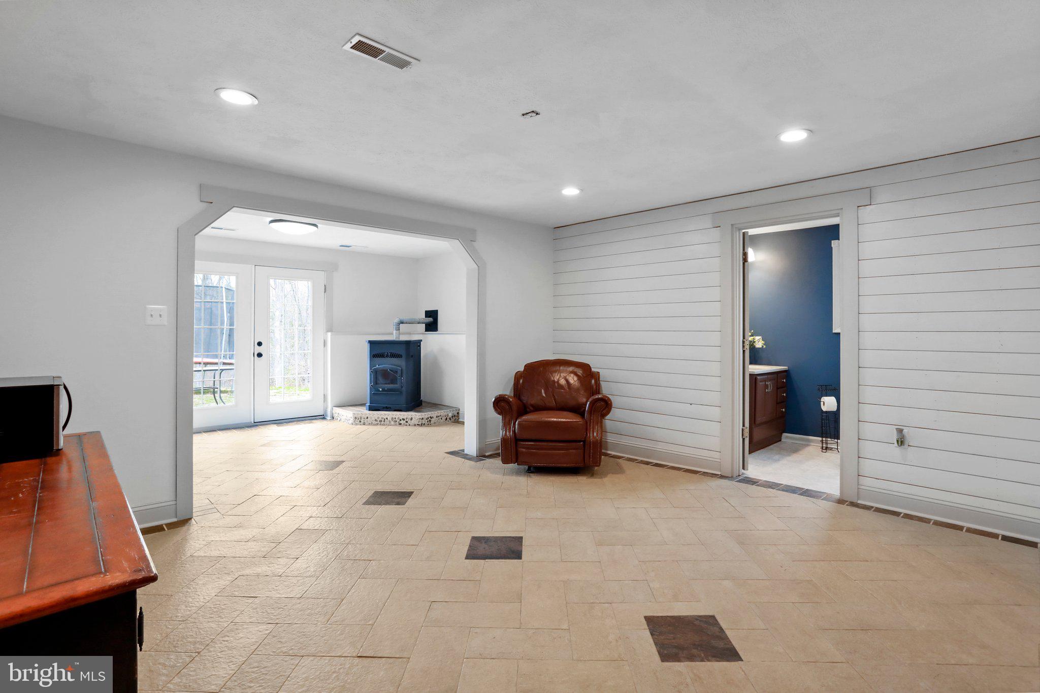 PINE RIDGE - Residential