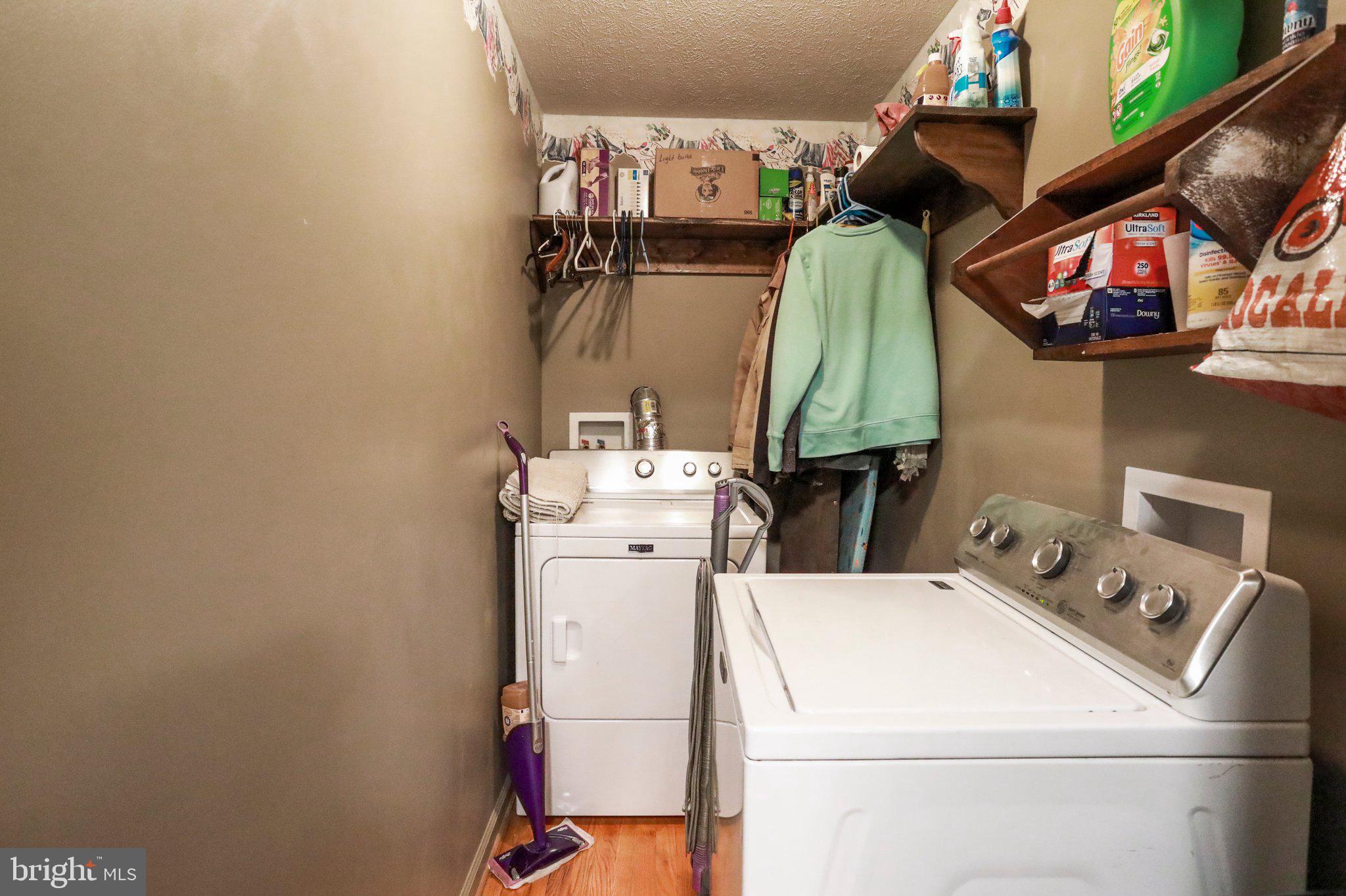 PINE RIDGE - Residential