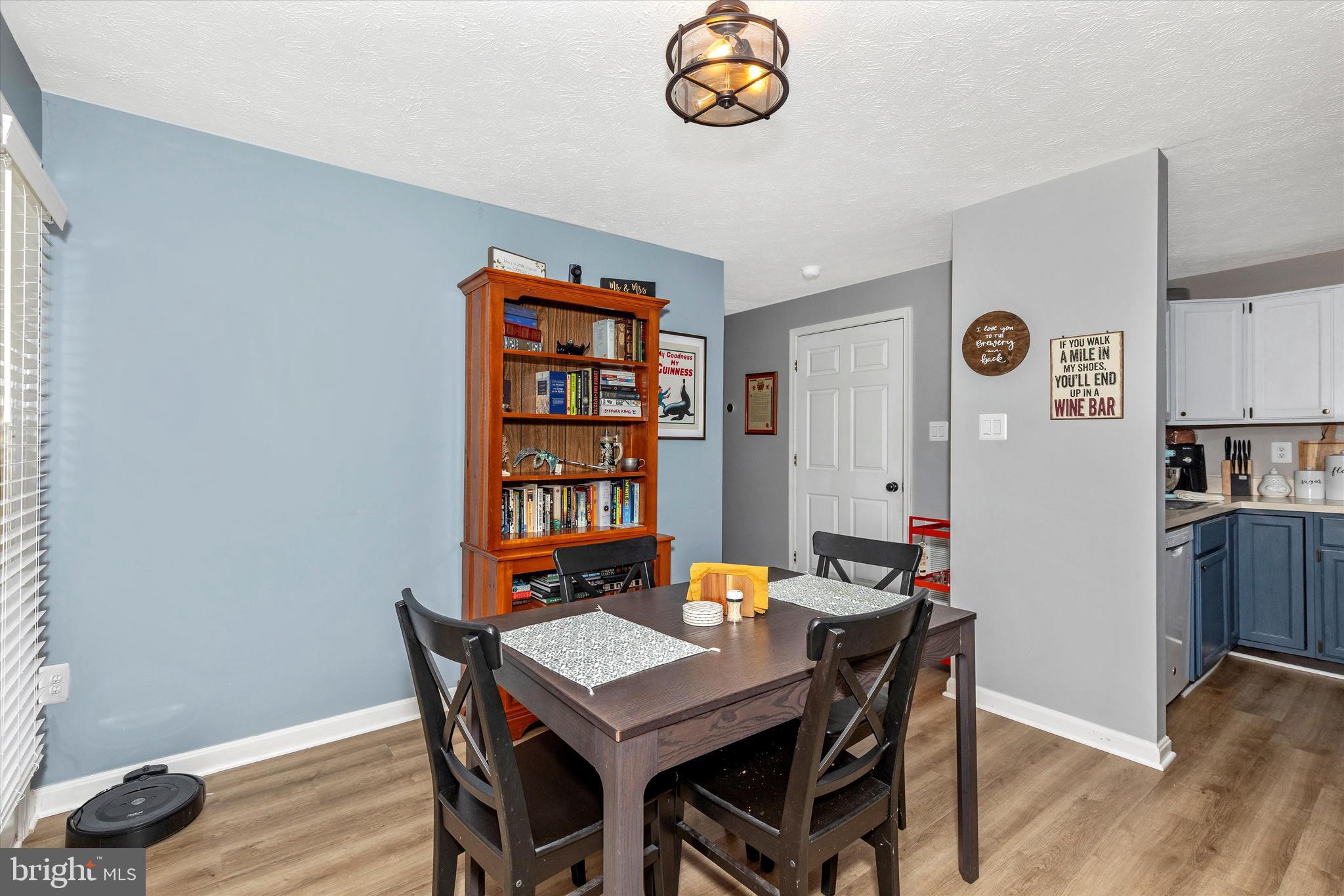 AVONDALE CONDOMINIUM - Residential