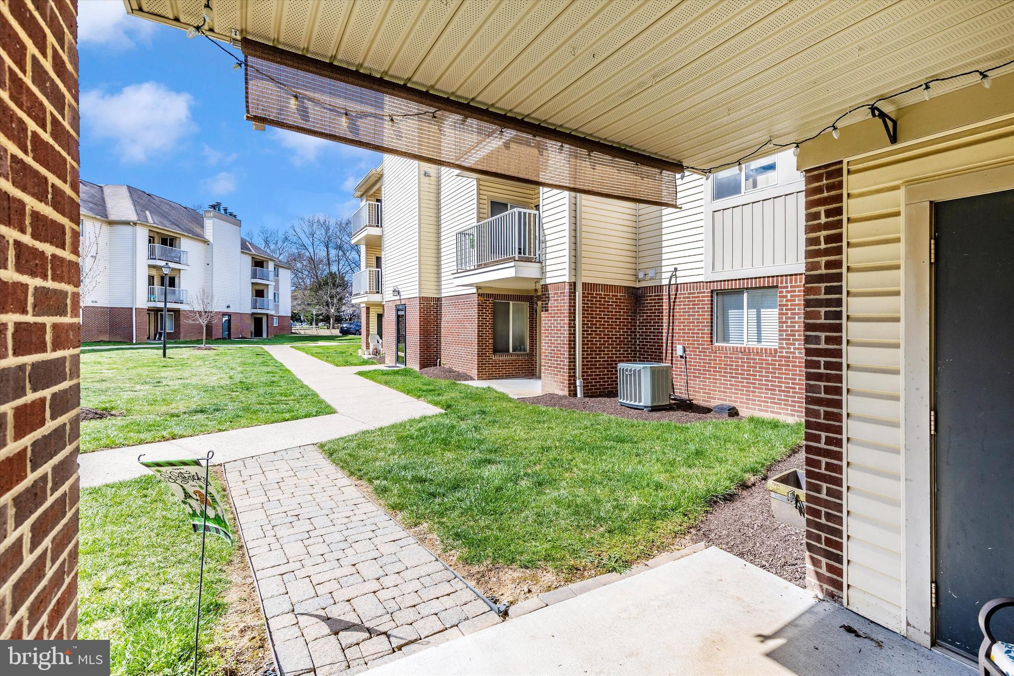 AVONDALE CONDOMINIUM - Residential