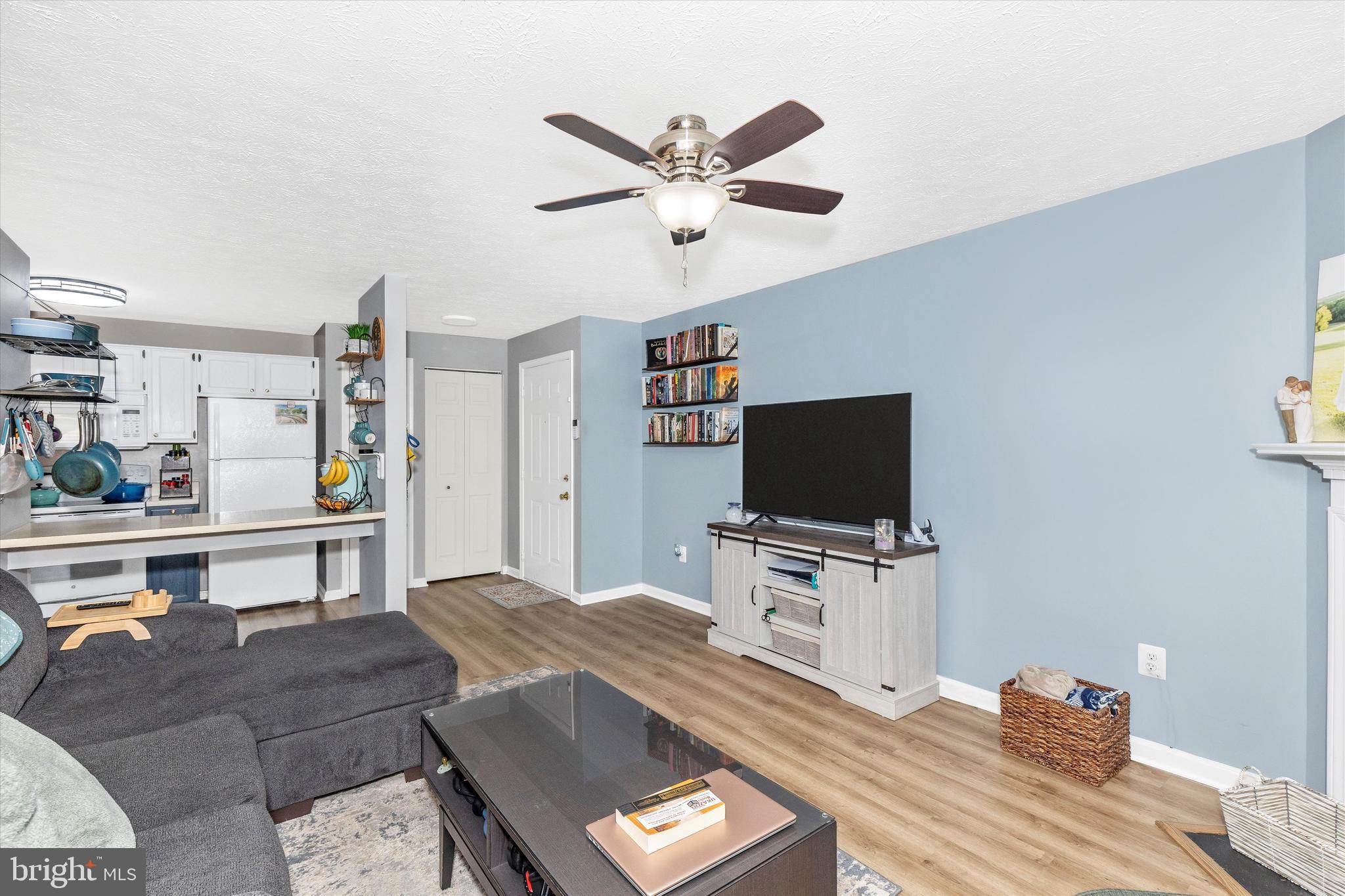 AVONDALE CONDOMINIUM - Residential