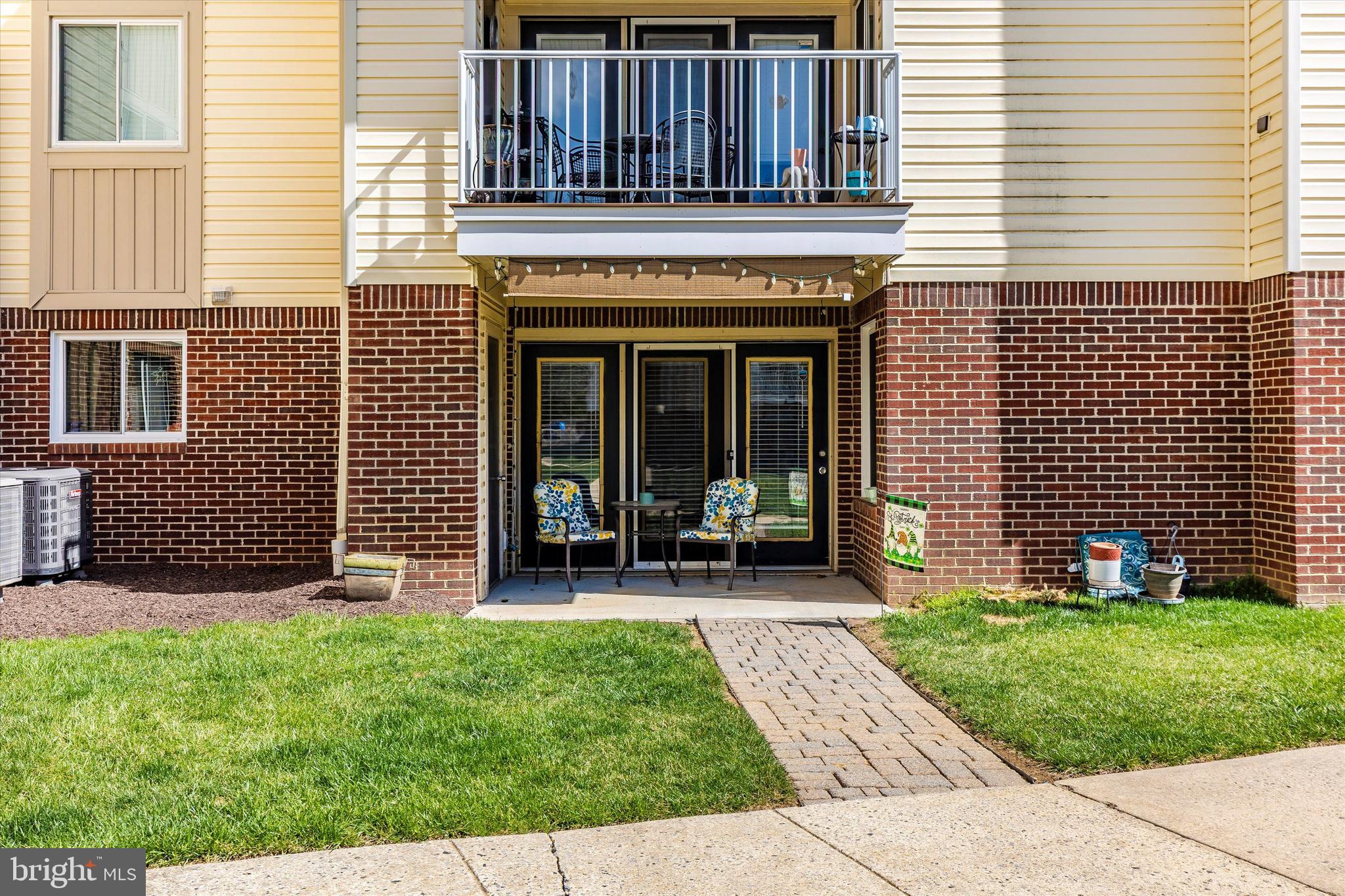 AVONDALE CONDOMINIUM - Residential