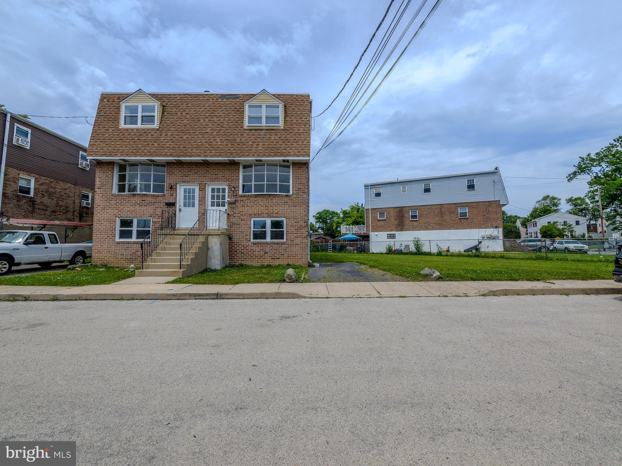 117 EAST LANE