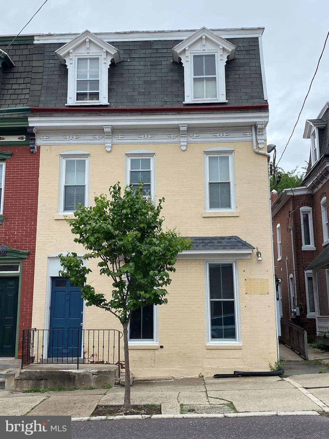 Completely renovated throughout, this lovely three bedroom rental unit conveniently located a few blocks from Phoenixville Borough's downtown life, offers both the enjoyment of a newly renovated home, as well as; the close proximity to fine dining, entertainment, and downtown shopping. The entrance to the unit welcomes you with its warm and relaxing atmosphere. Here you will find a formal living room and hall coat closet. The primary bedroom features large closet and new primary bath which is spacious in size and features a new tub/shower. The kitchen sparkles and shines and features brand new stainless steel appliances (refrigerator with ice maker/water dispenser), electric stove, microwave and dishwasher. A stainless undermount sink is situated within the upgraded granite countertop surrounded by white subway tile backsplash. Storage is no problem as the kitchen is equipped with plenty of white shaker style cabinetry featuring under cabinet lighting and separate pantry. Two additional bedrooms featuring upgraded ceiling fans, hallway closets and a second full bath with shower complete the main level. The lower level features laundry facilities and closet storage area as well as; a family room perfect for relaxing after a long day on the job. A separate mechanical room can be found in the unfinished area of the lower level. Additional features include: Upgraded lighting throughout, deep windowsills, AND central air conditioning!!! Within minutes to the Phoenixville Hospital, the King of Prussia mall and Valley Forge Park. This rental has it all including off street parking! Shown by appointment only.
All tenants are responsible for clearing their own designated parking spaces. In addition, the second floor tenant clears snow from the front side walk and the first floor tenant clears snow from the side sidewalk and rear entrance areas.