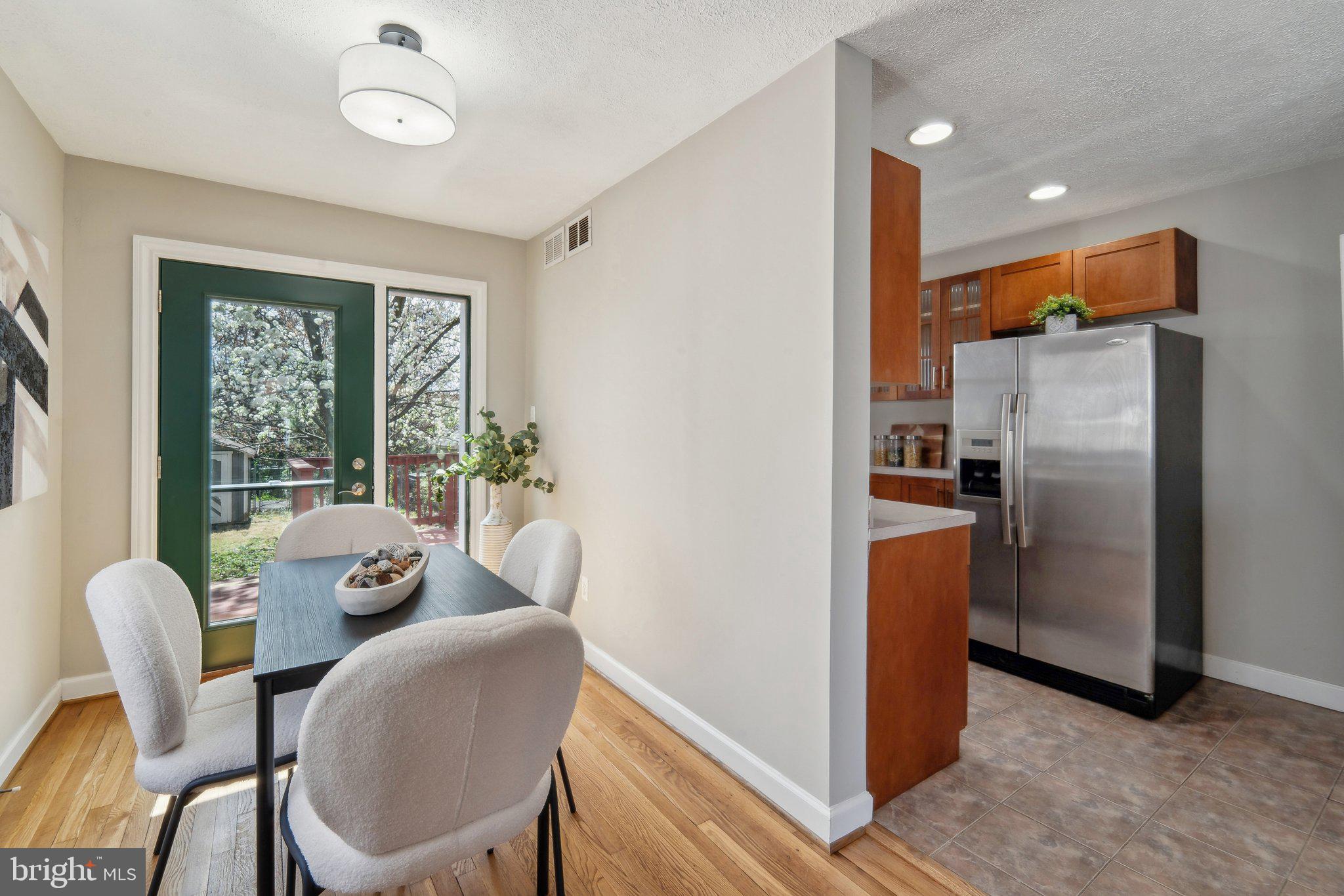 WAKEFIELD - Residential