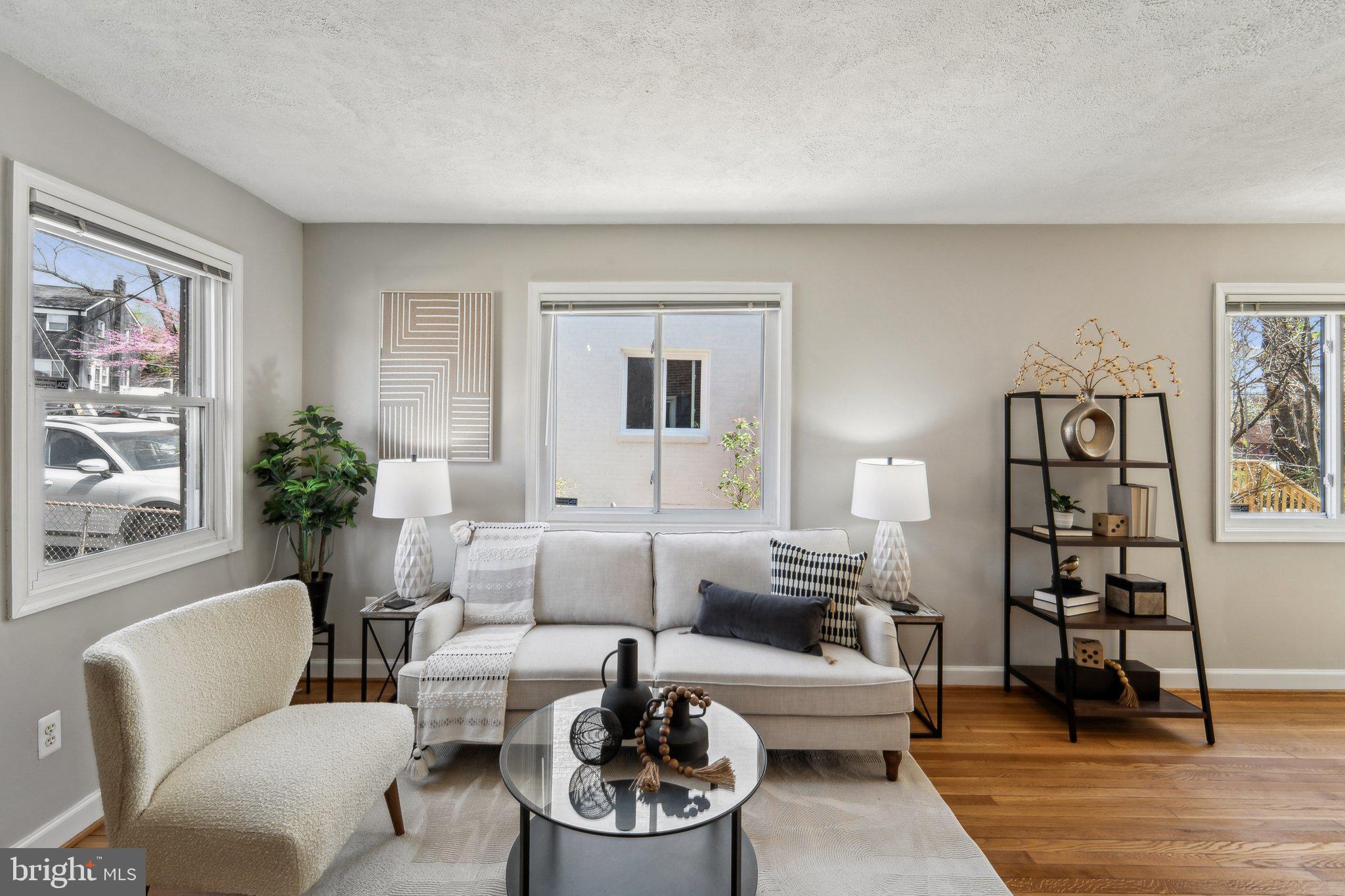 WAKEFIELD - Residential