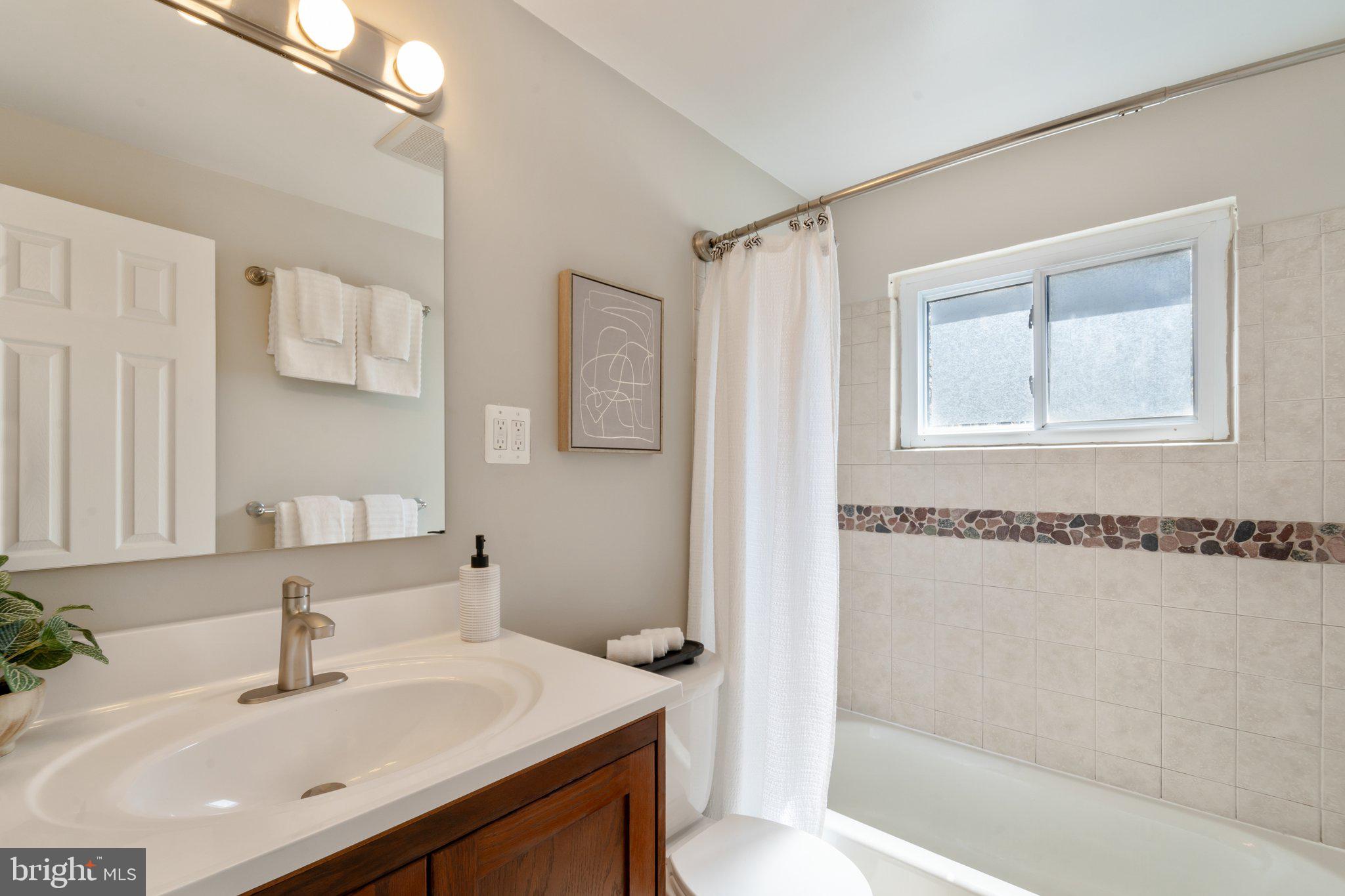 WAKEFIELD - Residential