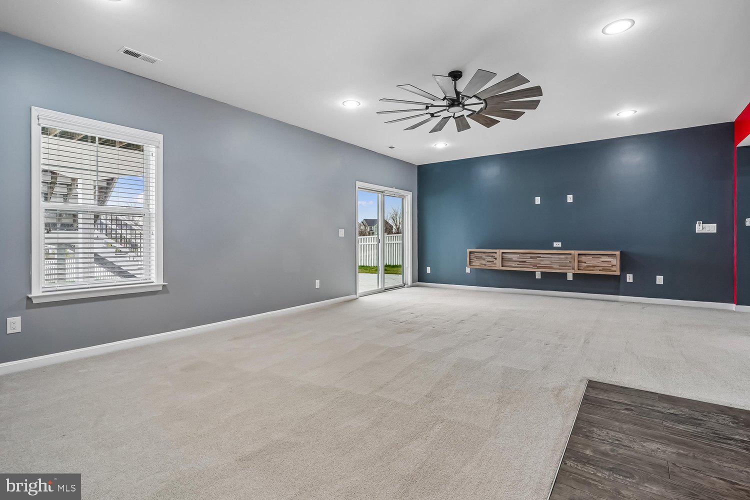 COPPER MILL ESTATES - Residential