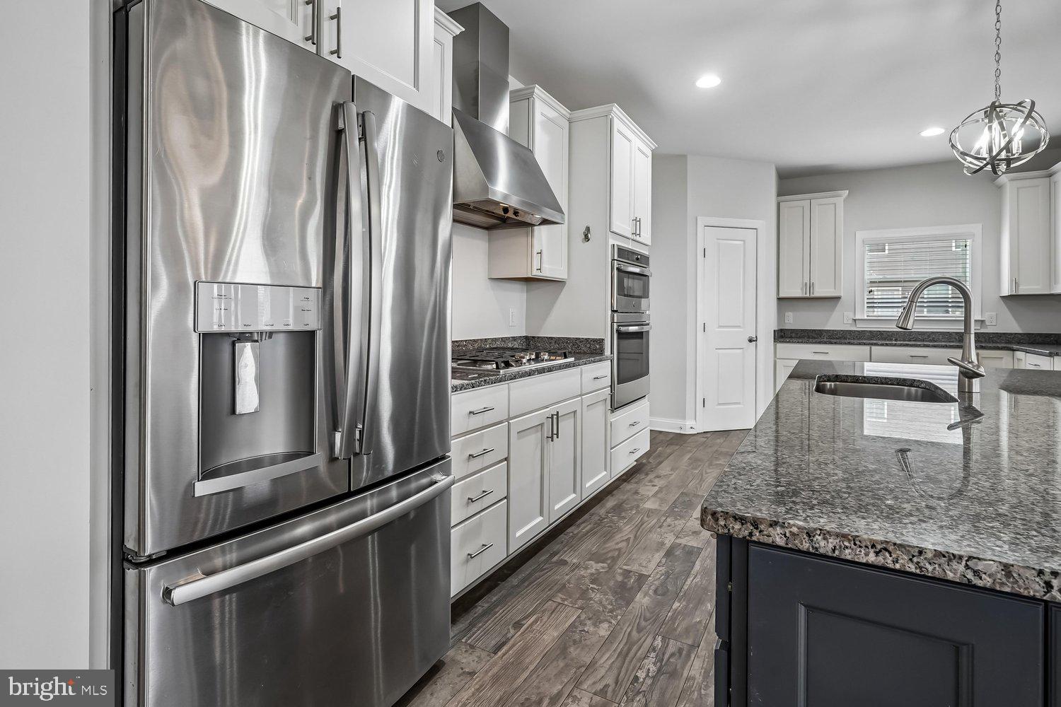 COPPER MILL ESTATES - Residential