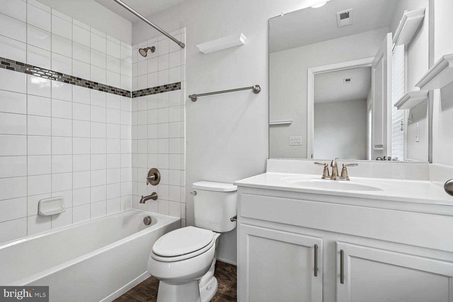 COPPER MILL ESTATES - Residential