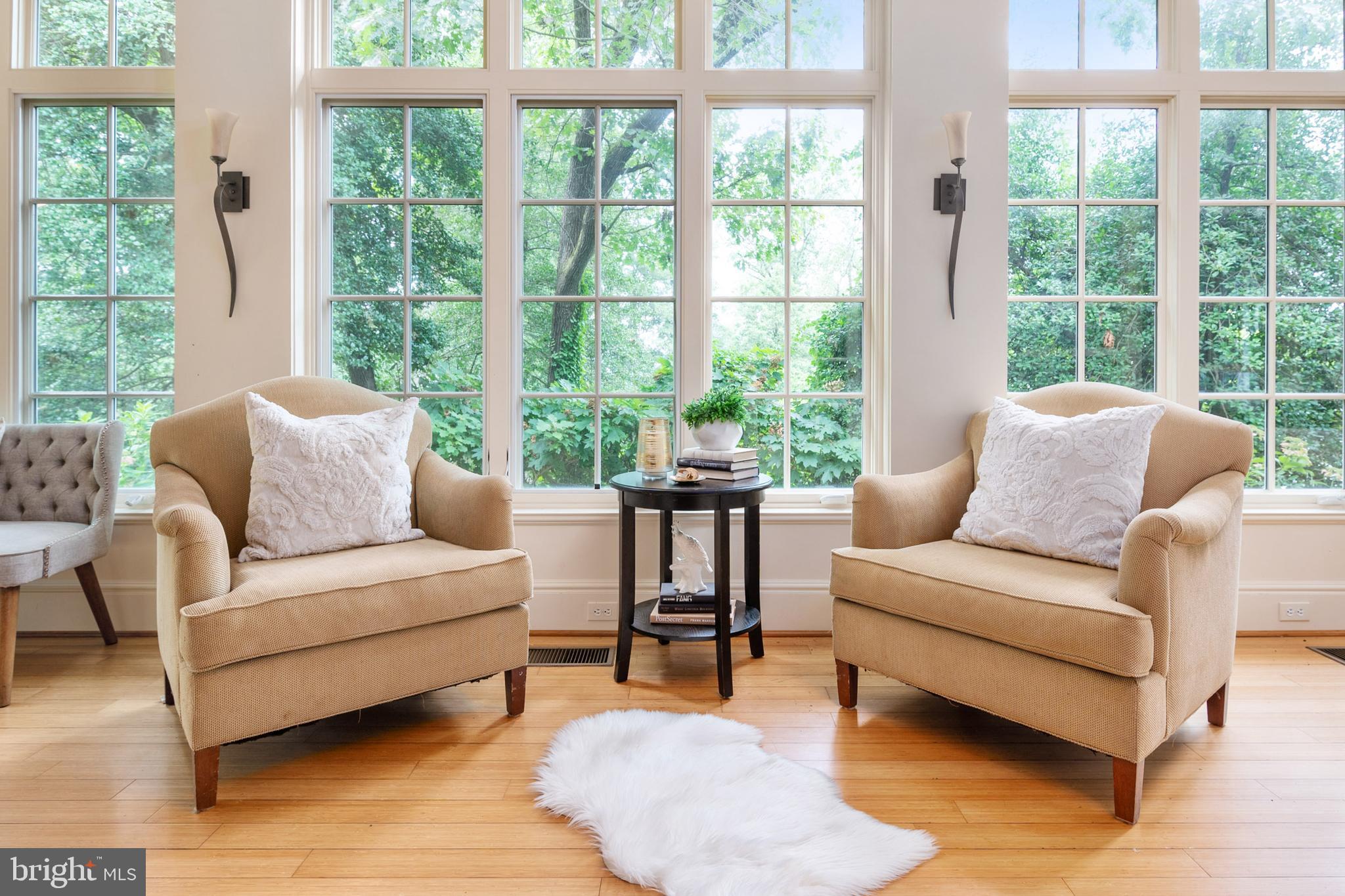 ROUND BAY - Residential