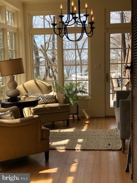 ROUND BAY - Residential