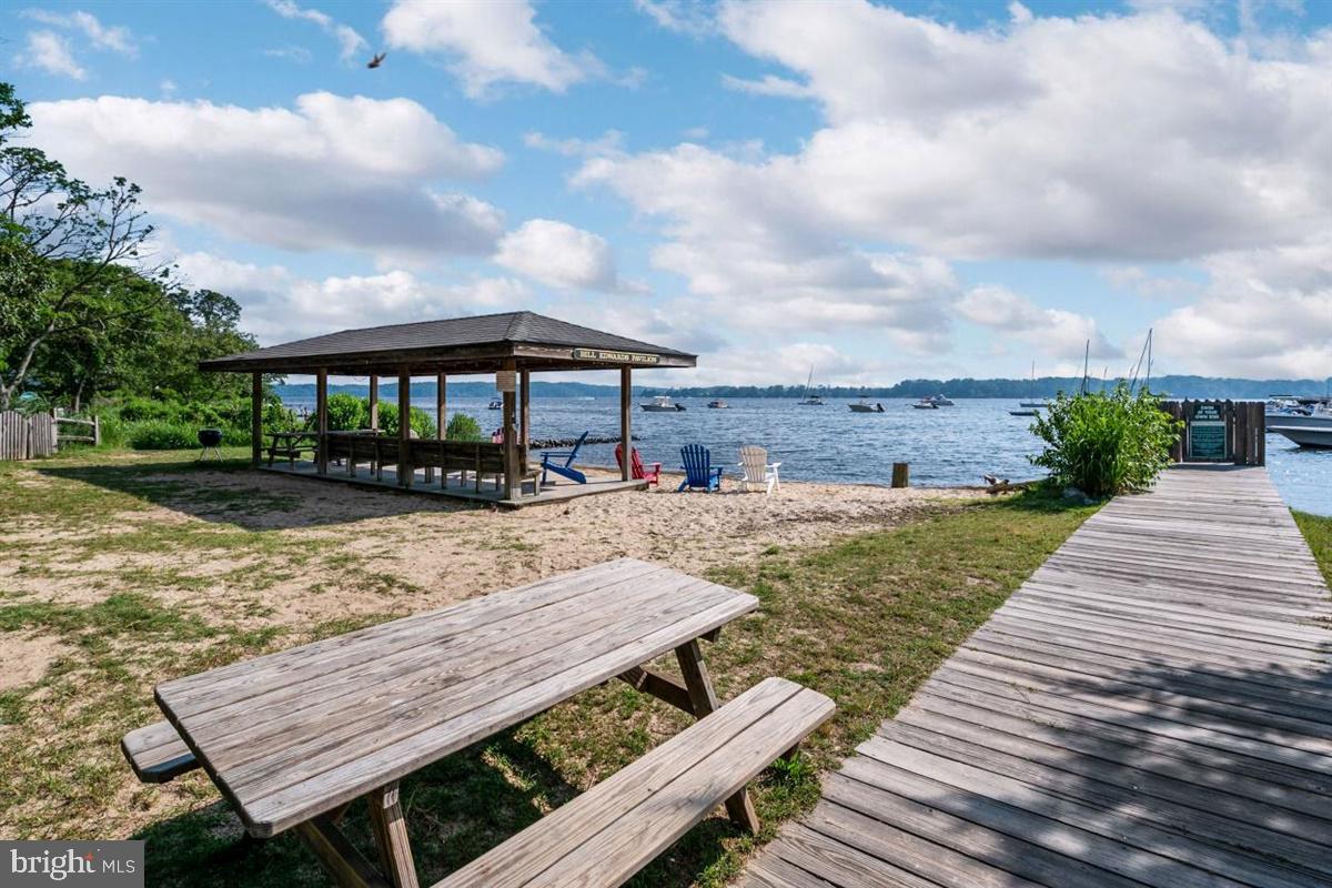 ROUND BAY - Residential