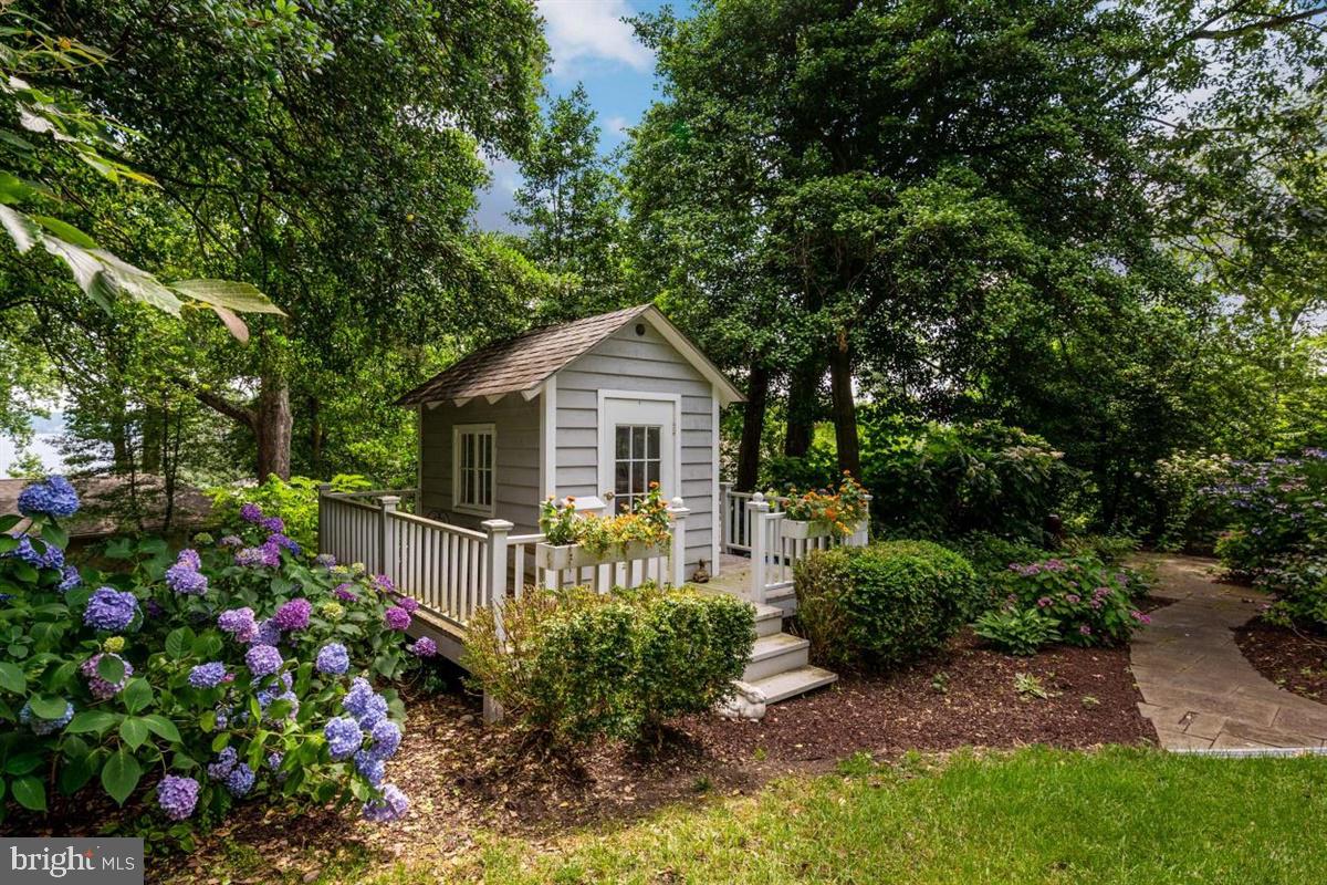 ROUND BAY - Residential