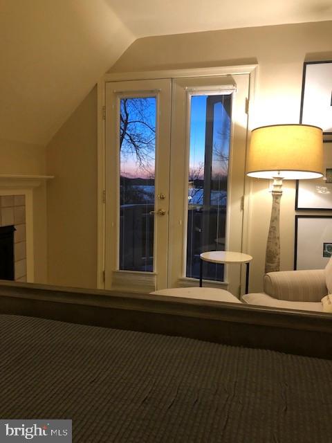 ROUND BAY - Residential