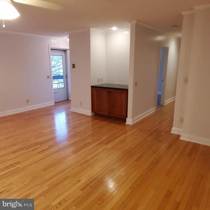 ROSSMOOR MUTUAL - Residential Lease