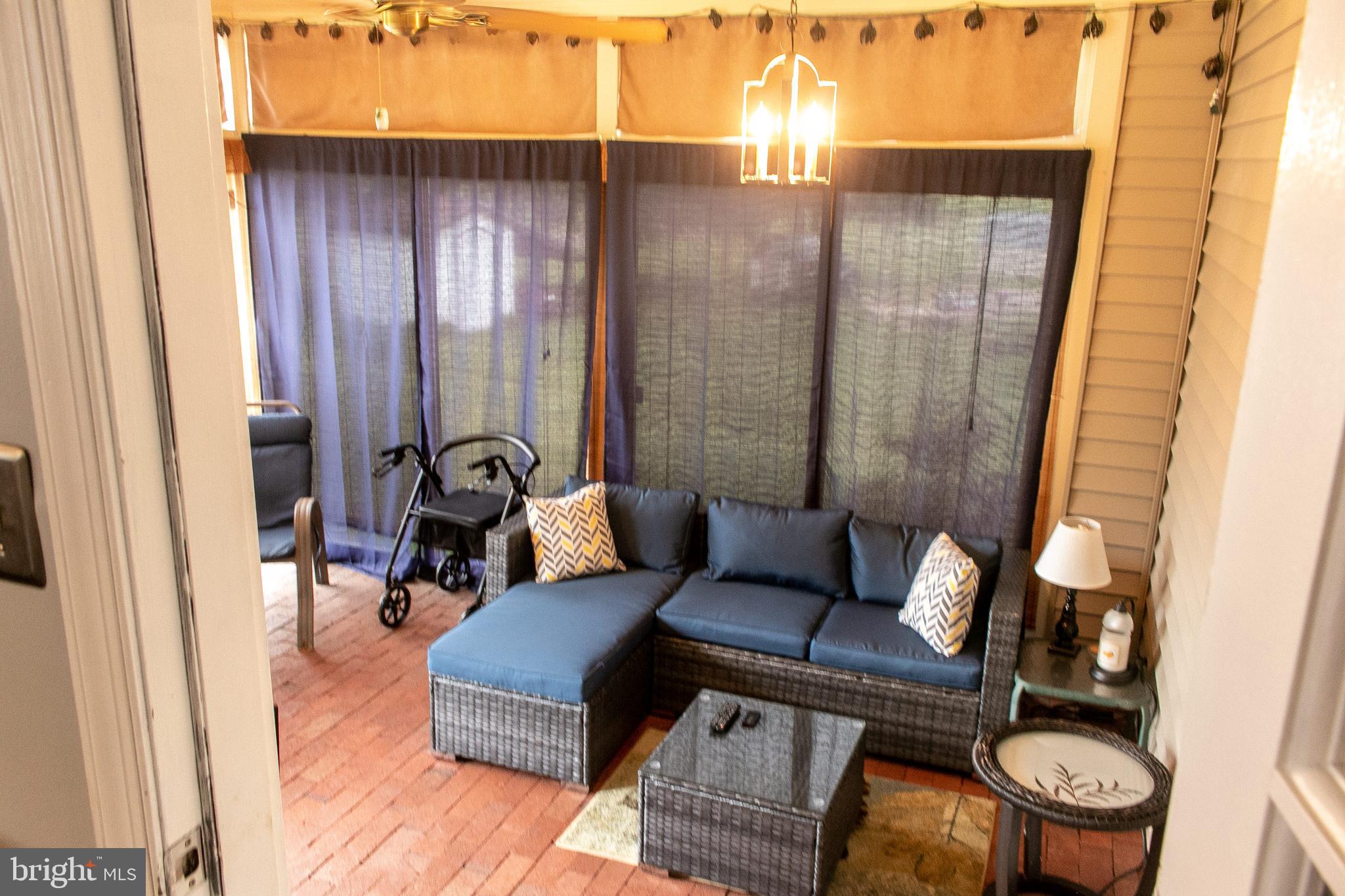 SPRING GROVE BORO - Residential