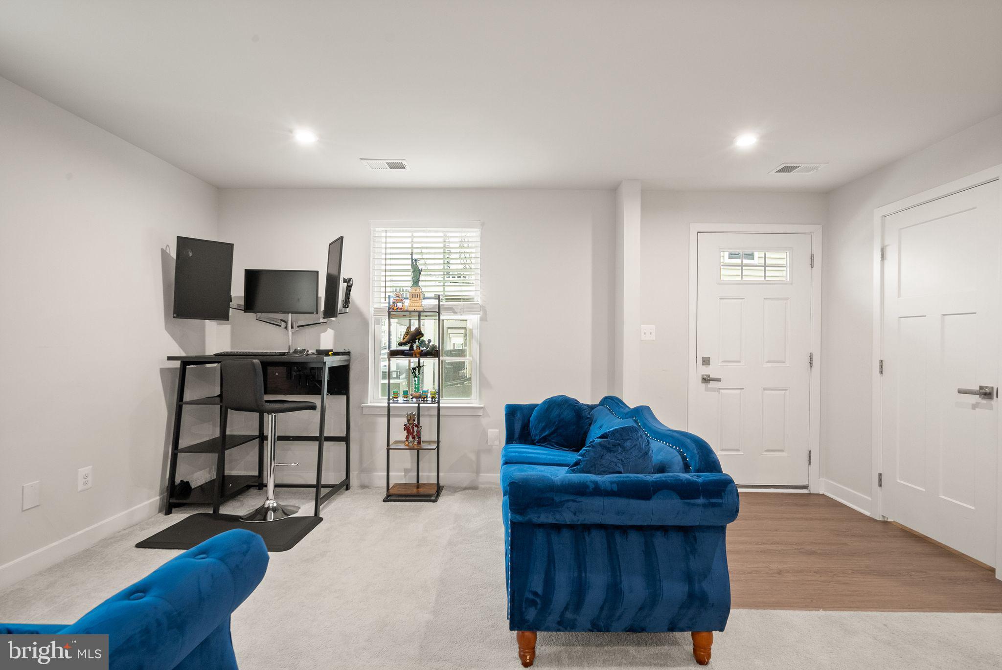 24550 POMMEL TERRACE