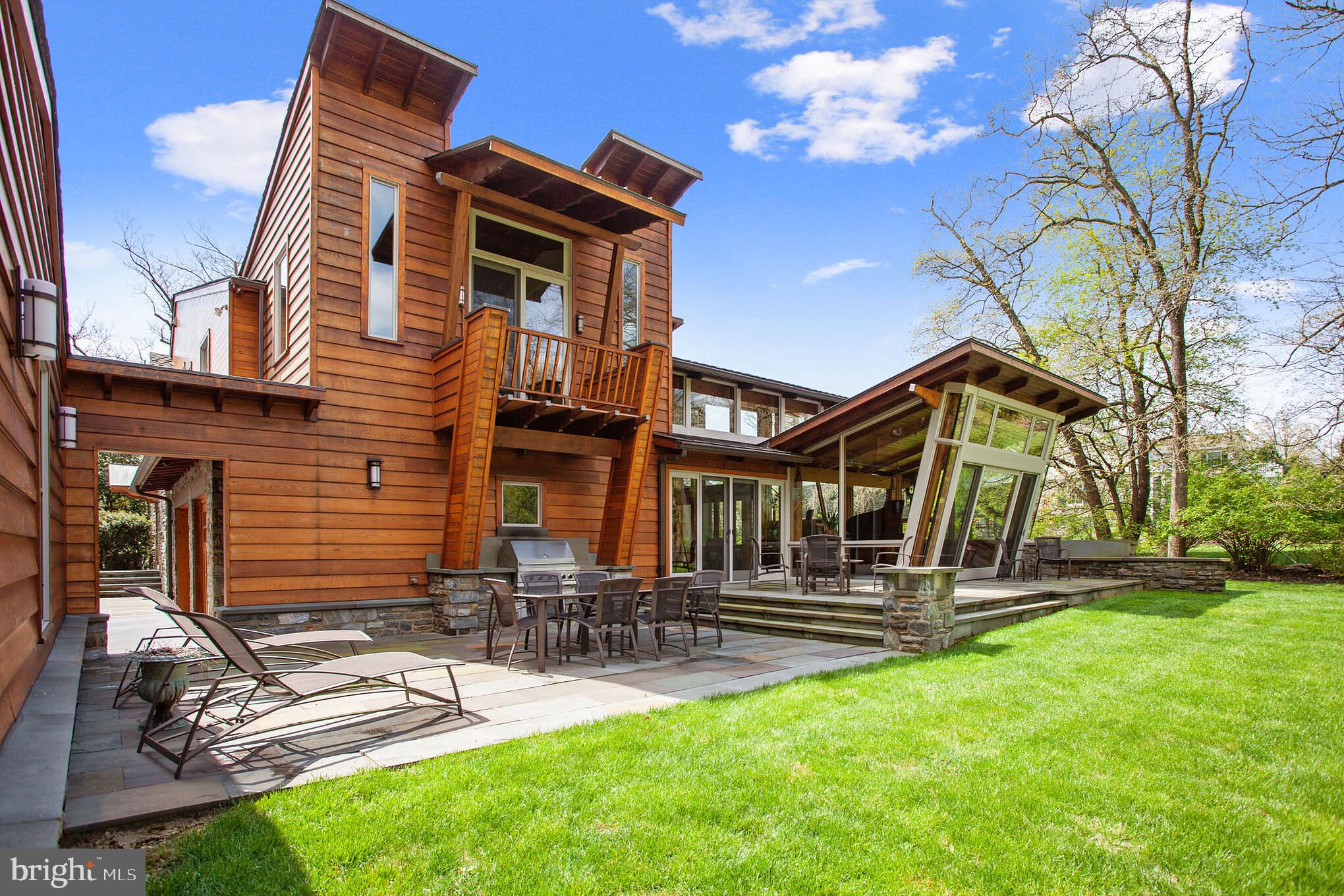 MERION GOLF MANOR - Residential