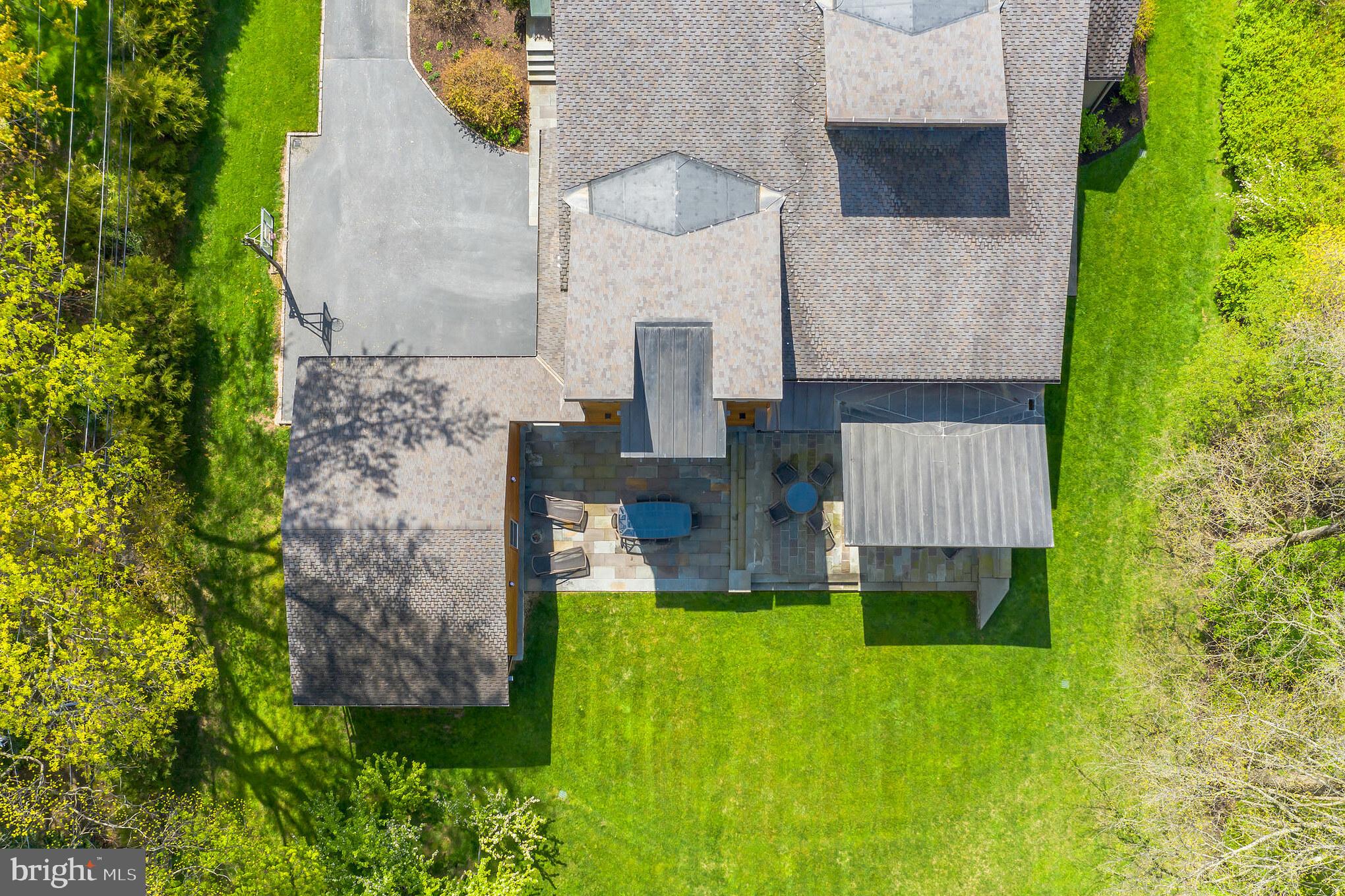 MERION GOLF MANOR - Residential