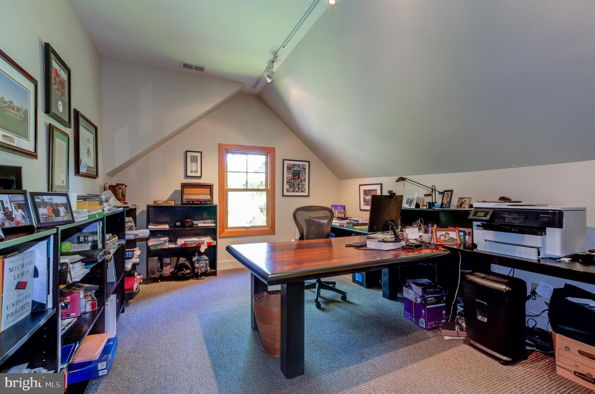 MERION GOLF MANOR - Residential