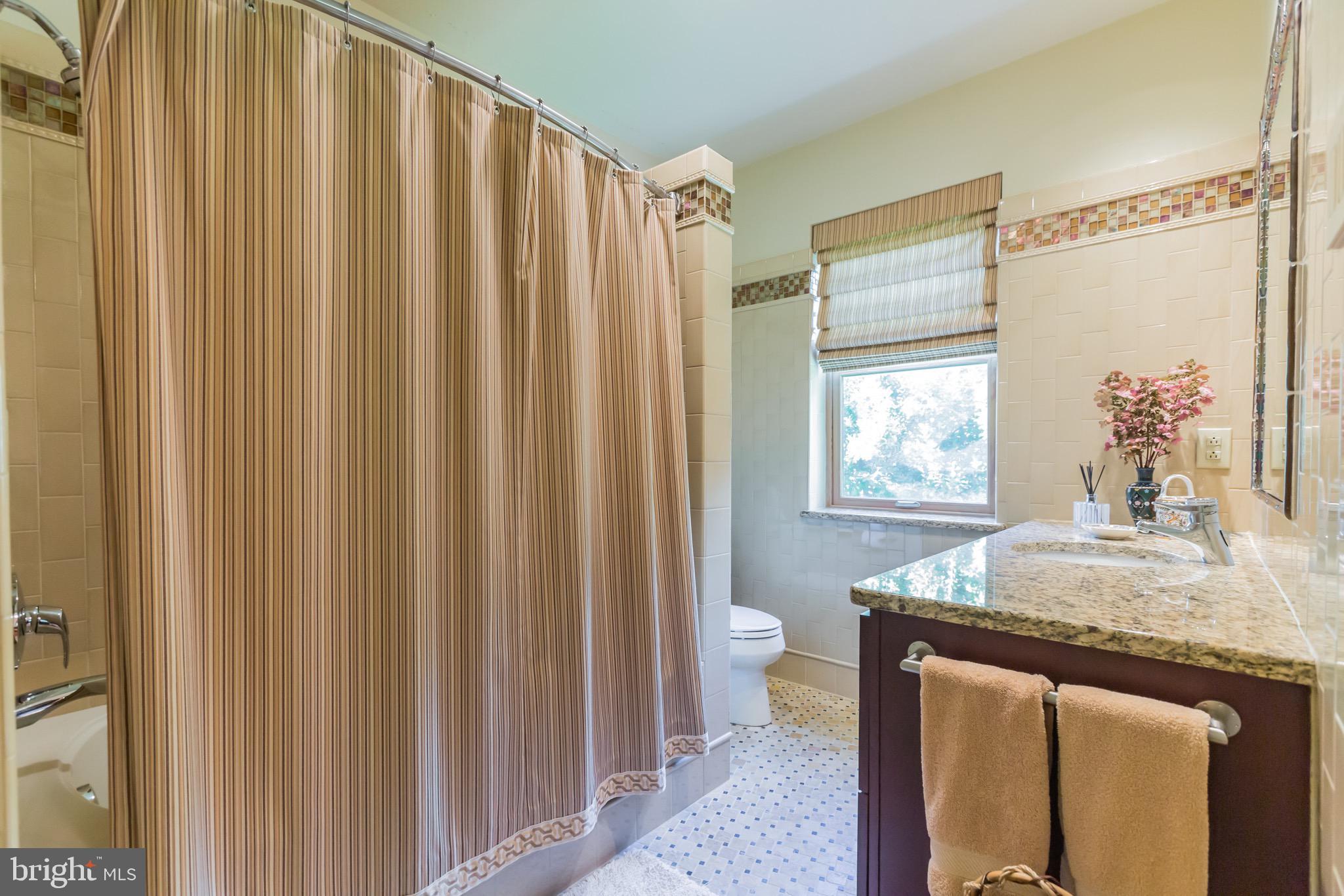 MERION GOLF MANOR - Residential