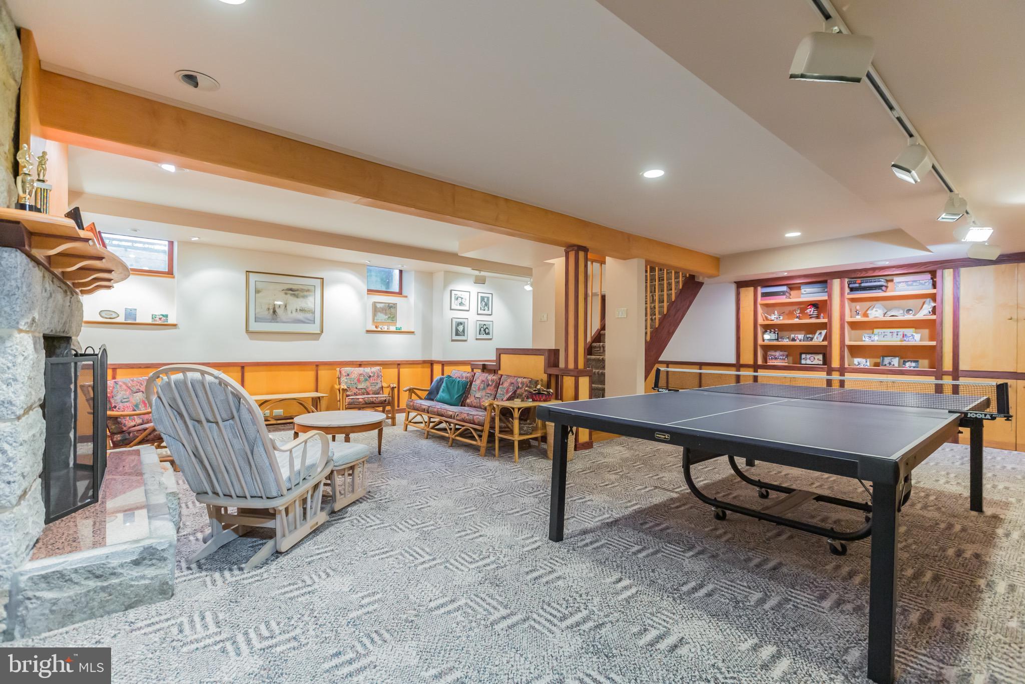 MERION GOLF MANOR - Residential