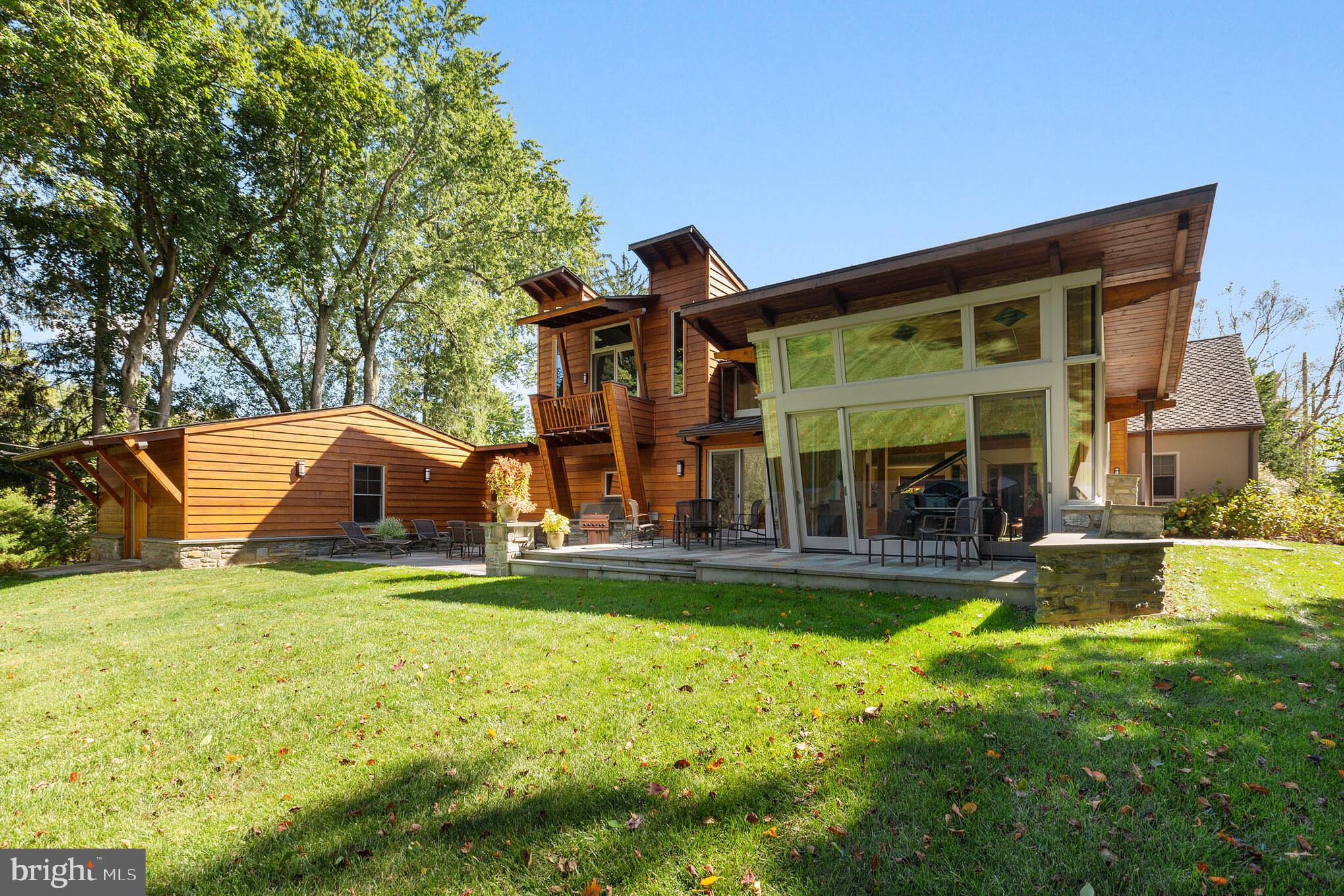 MERION GOLF MANOR - Residential