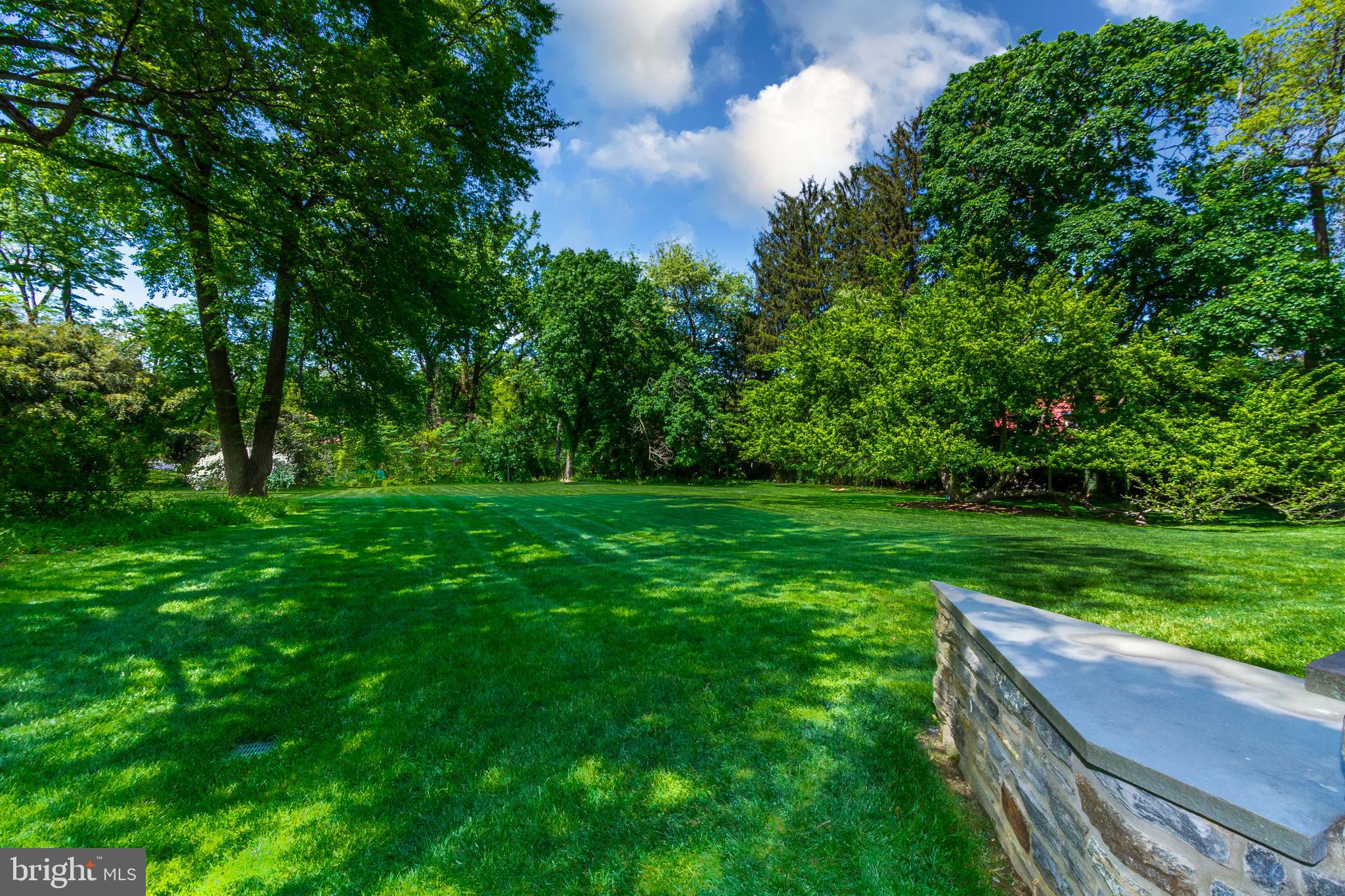 MERION GOLF MANOR - Residential