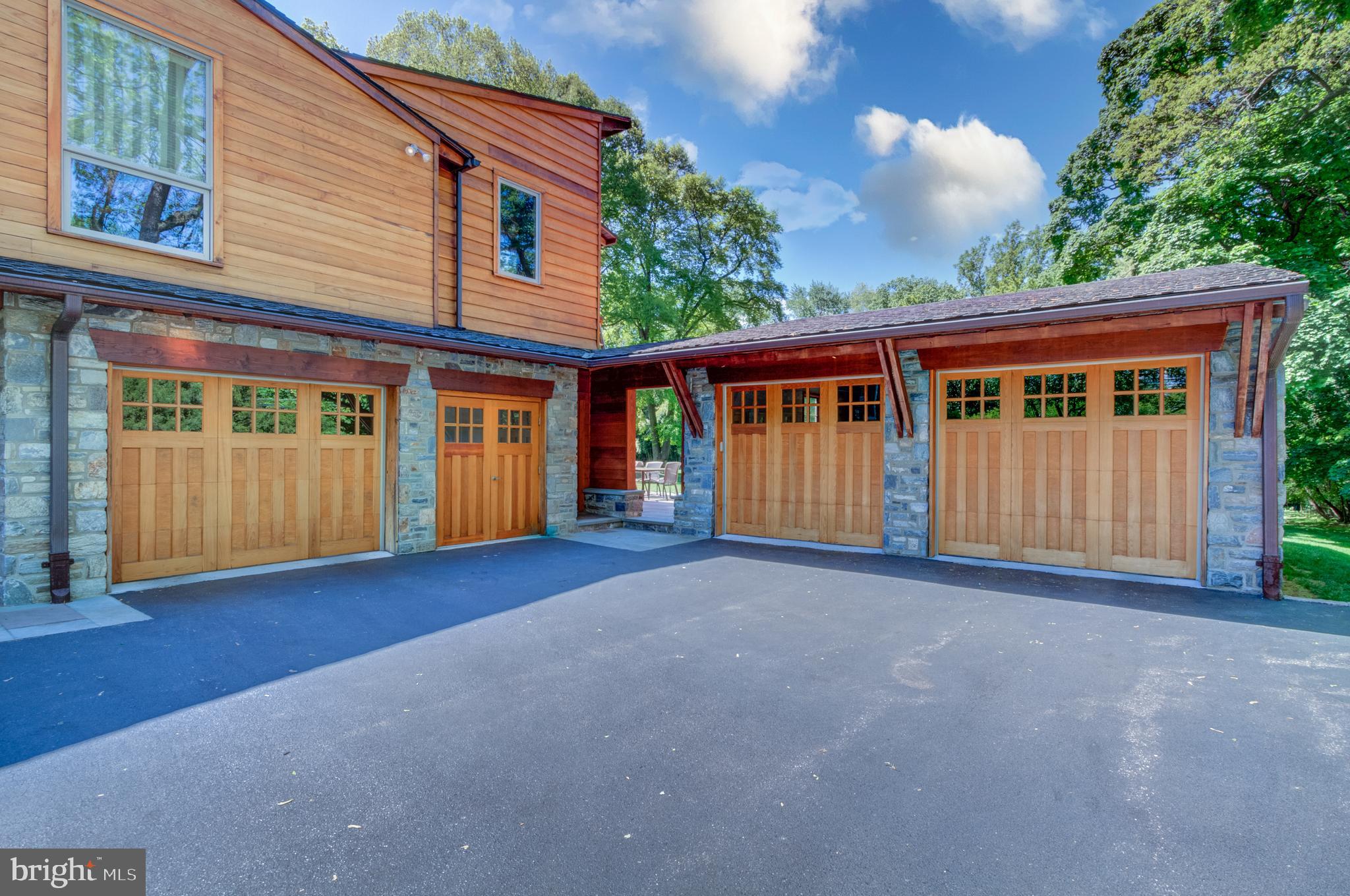 MERION GOLF MANOR - Residential