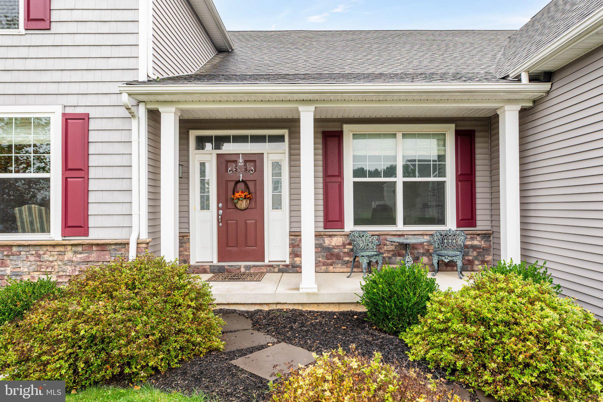 8 COVEWOOD WAY