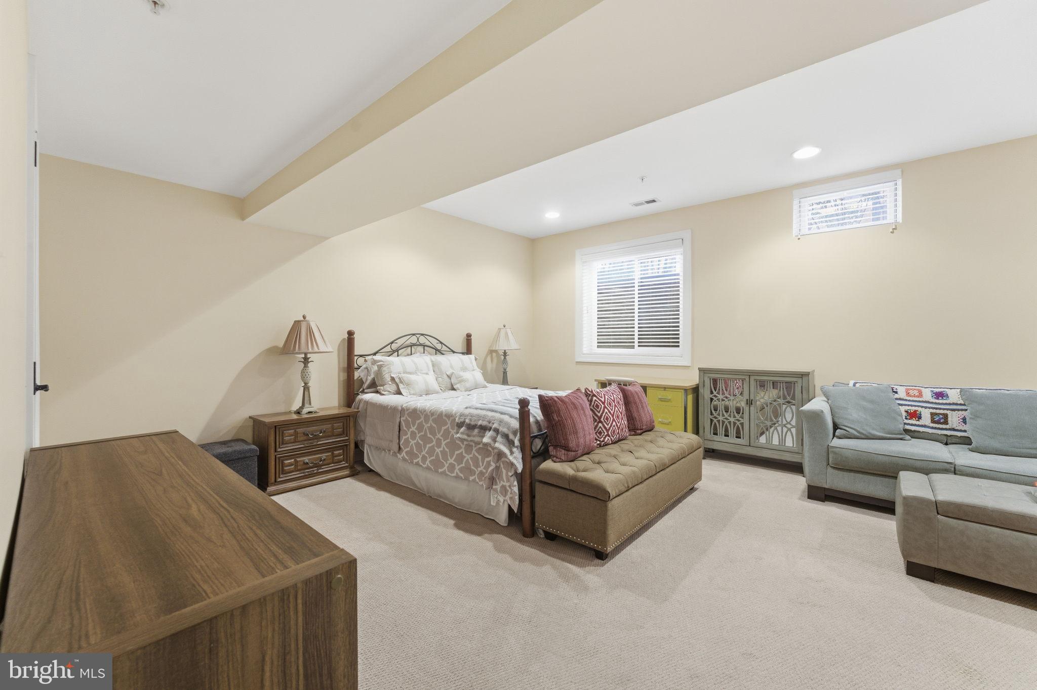 THE ENCLAVE AT ARUNDEL PRESERVE - Residential