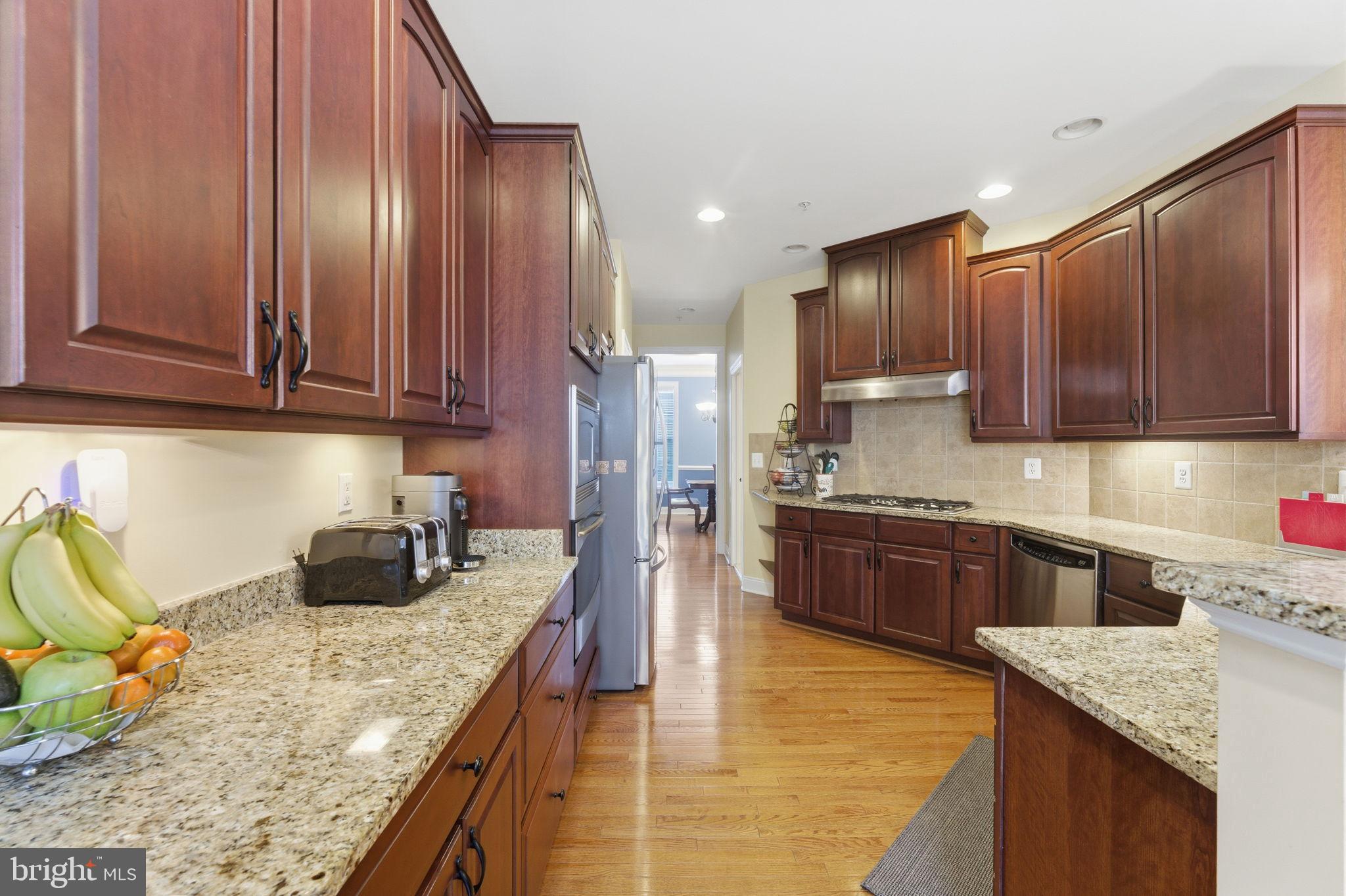 THE ENCLAVE AT ARUNDEL PRESERVE - Residential