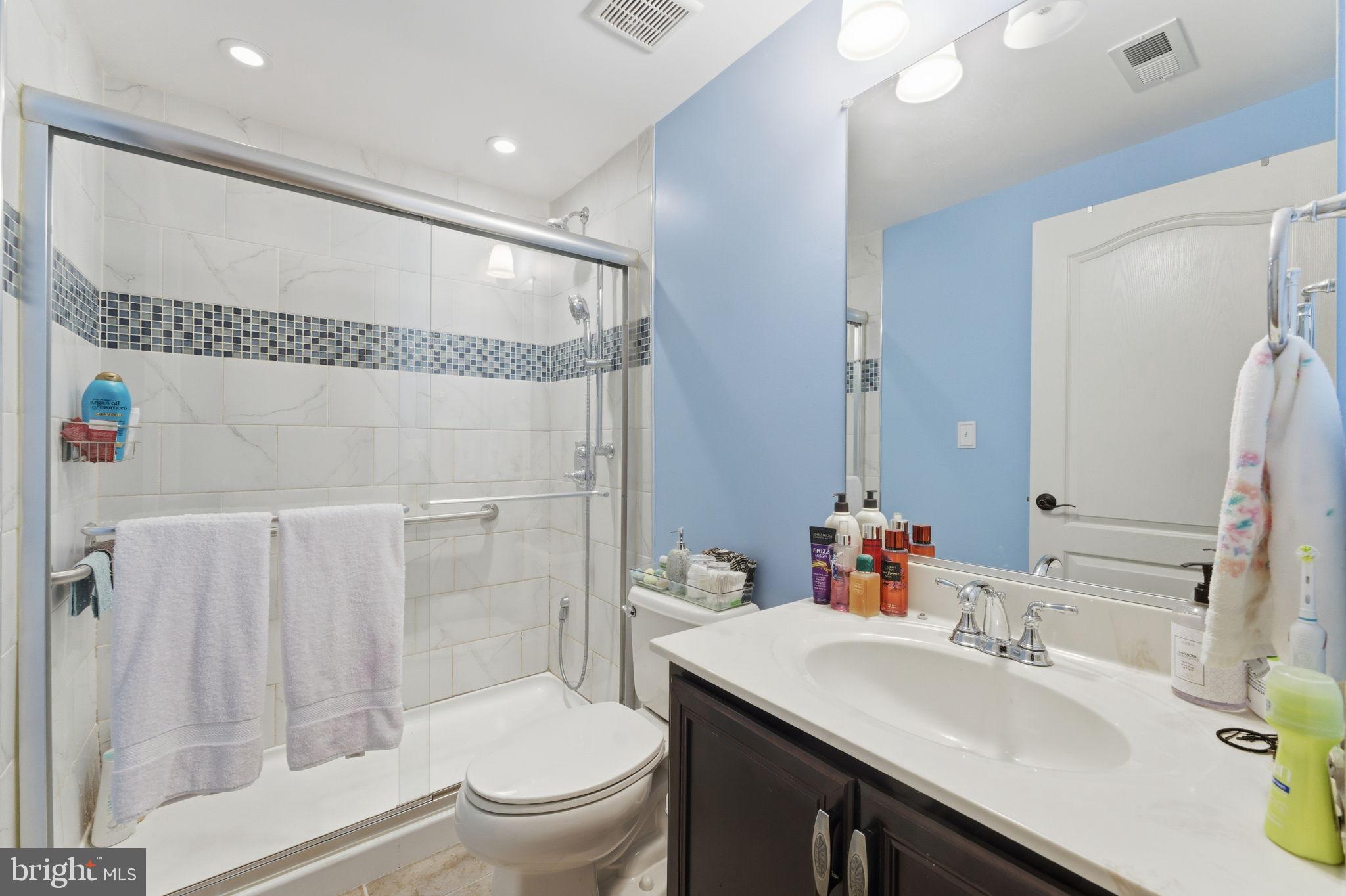 THE ENCLAVE AT ARUNDEL PRESERVE - Residential