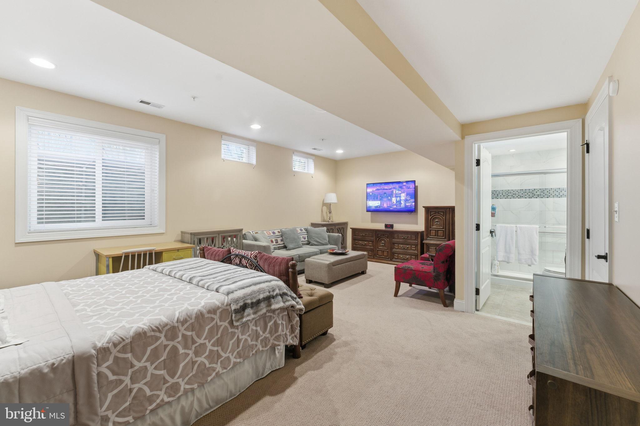 THE ENCLAVE AT ARUNDEL PRESERVE - Residential