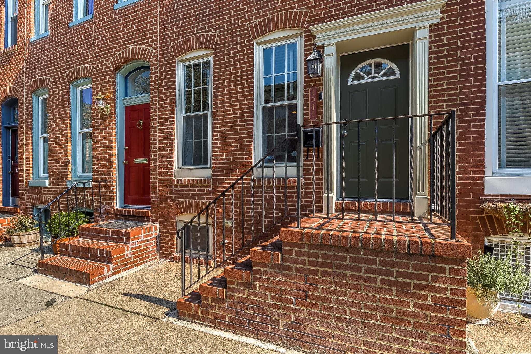 2 bedroom plus bonus/3rd bedroom 2.5 bathroom Federal Hill home.